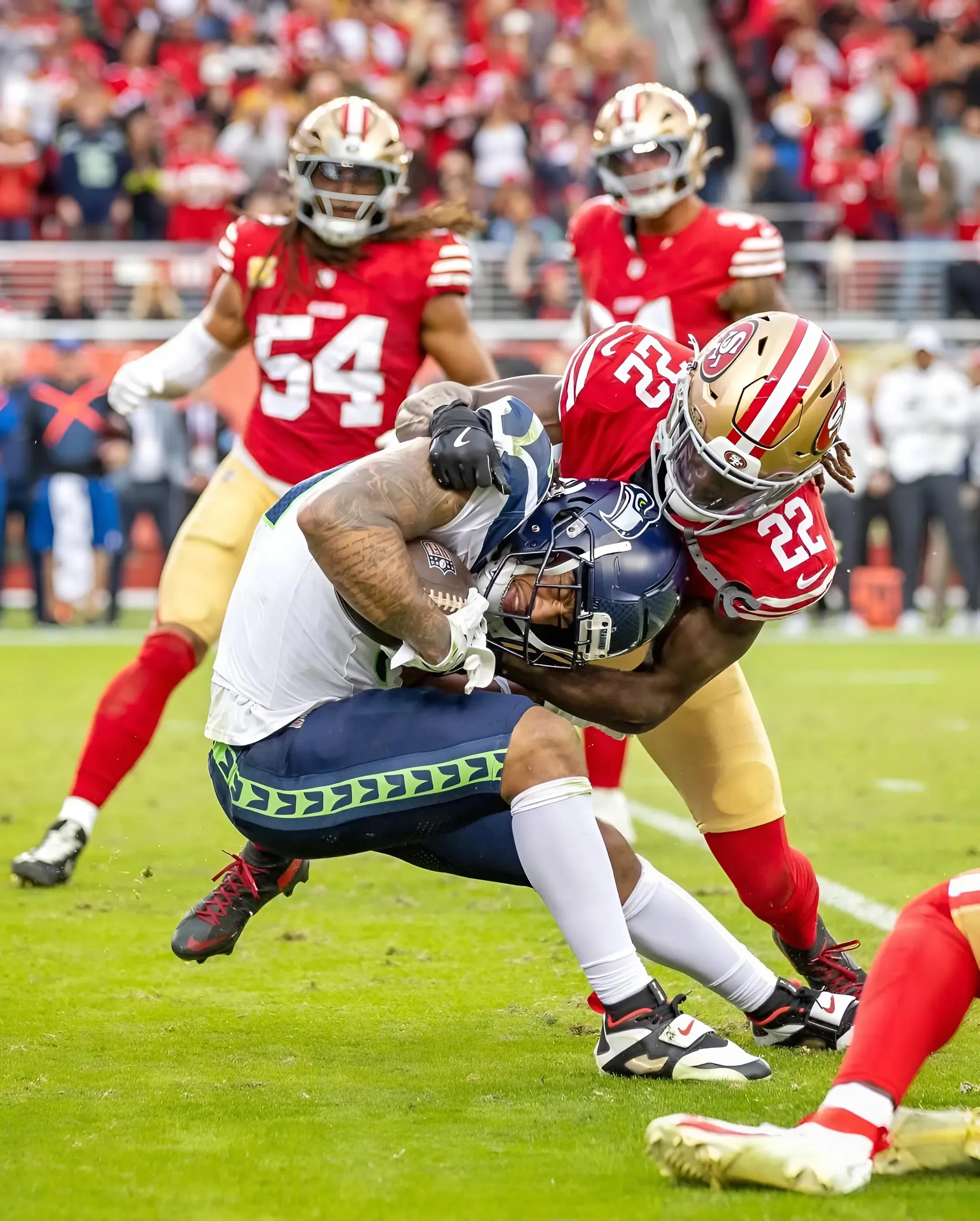 Seahawks look to end unfortunate losing streak vs. most hated rival