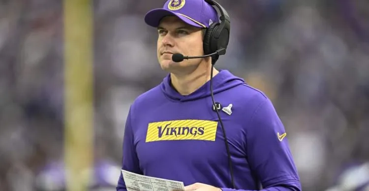 Vikings’ Kevin O’Connell Clarifies Injury Status on Highest-Paid Guard