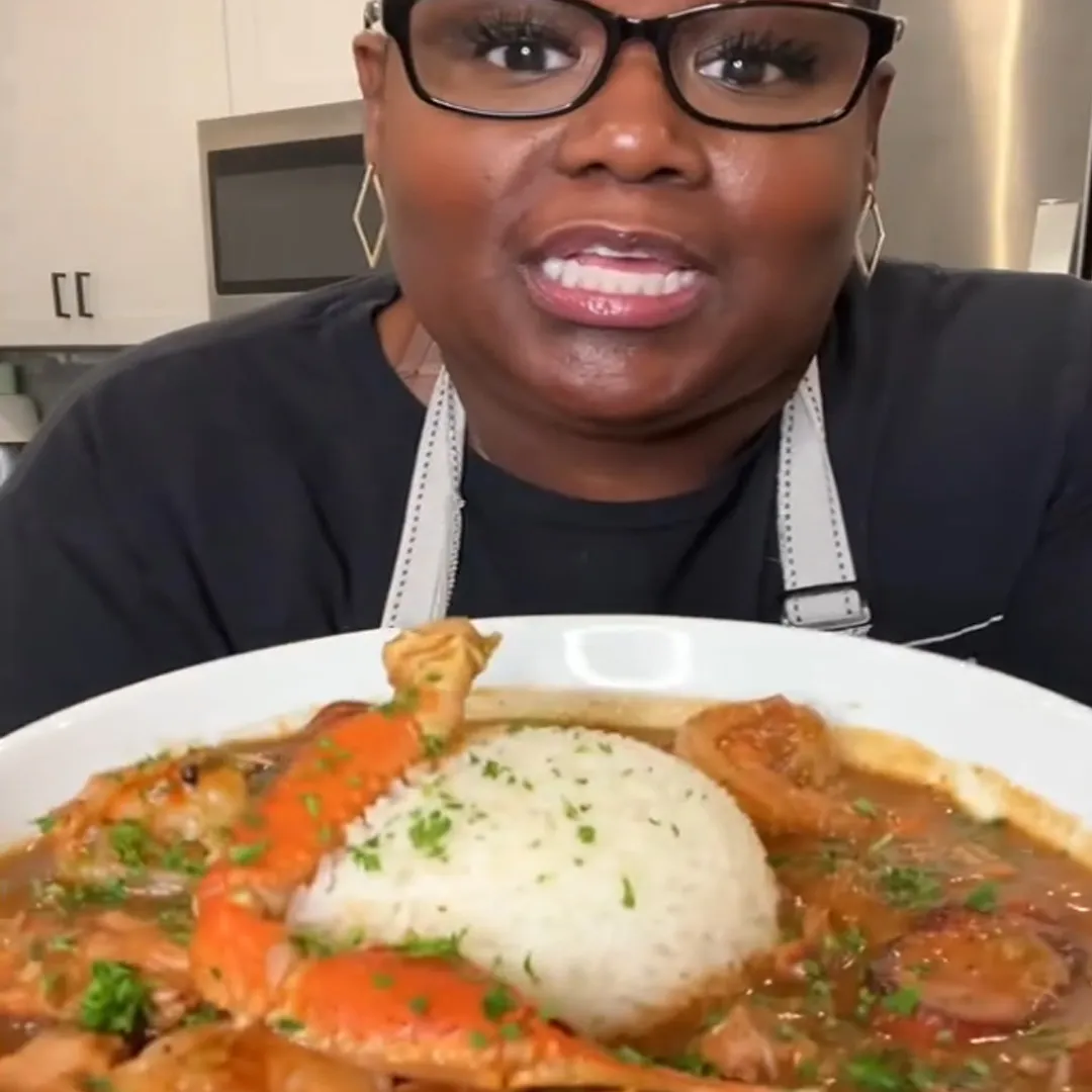 HOW TO MAKE LOUISIANA-STYLE GUMBO ON A COLD DAY
