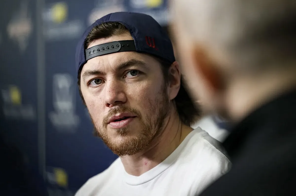 TJ Oshie was ‘a natural’ in debut as an ESPN hockey analyst