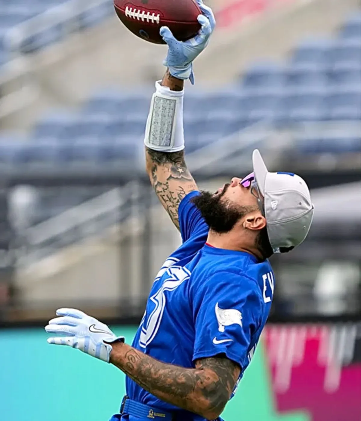 Buccaneers rumors: Why insider is wondering about a Mike Evans trade