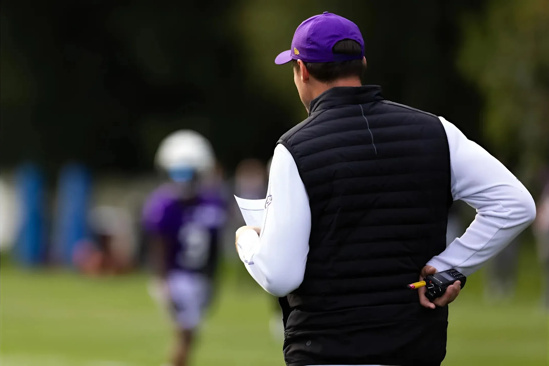 Vikings’ Kevin O’Connell Clarifies Injury Status on Highest-Paid Guard