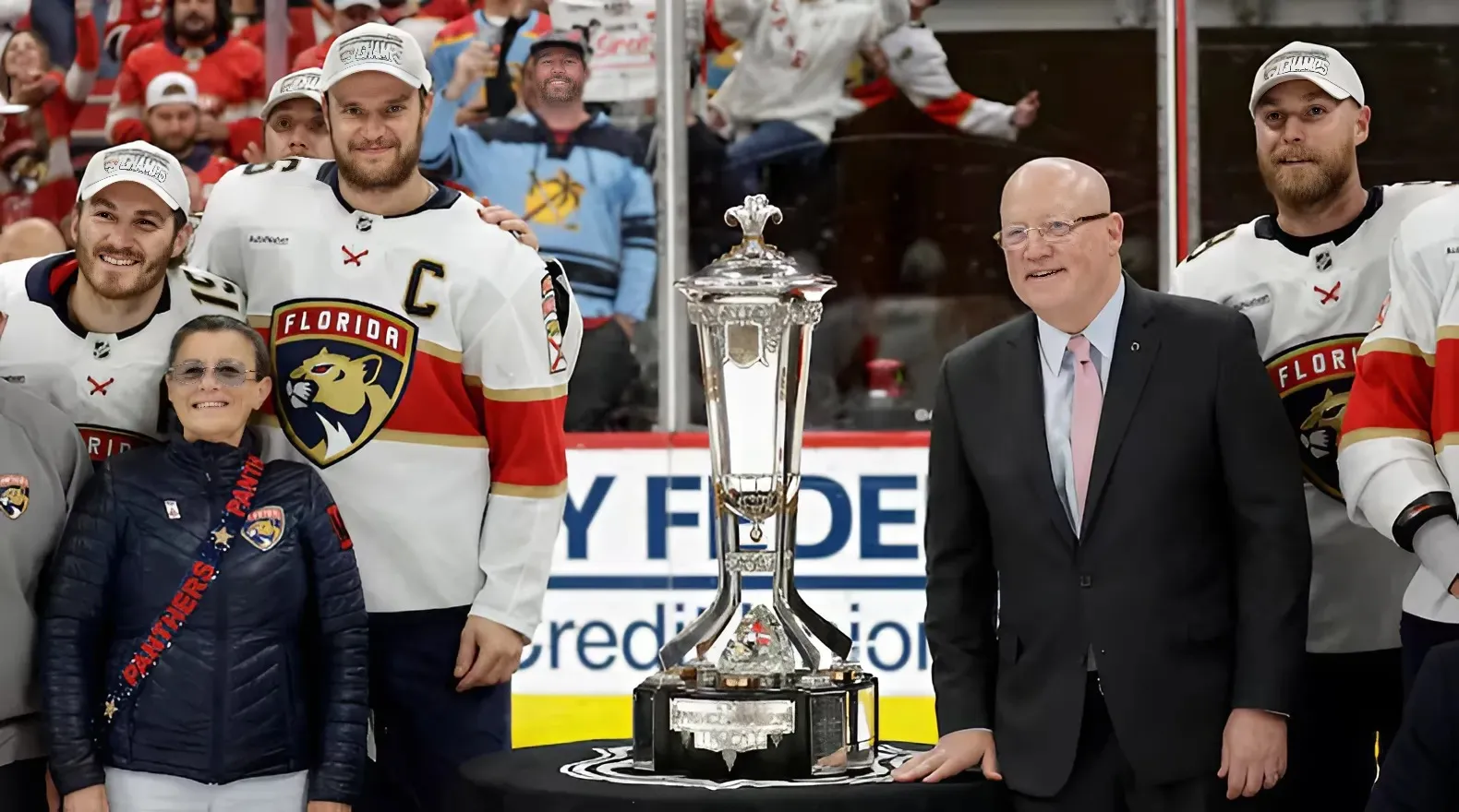 Florida Panthers Defeat Carolina Hurricanes in Five Games, Secure Third Straight Stanley Cup Final Berth trucc