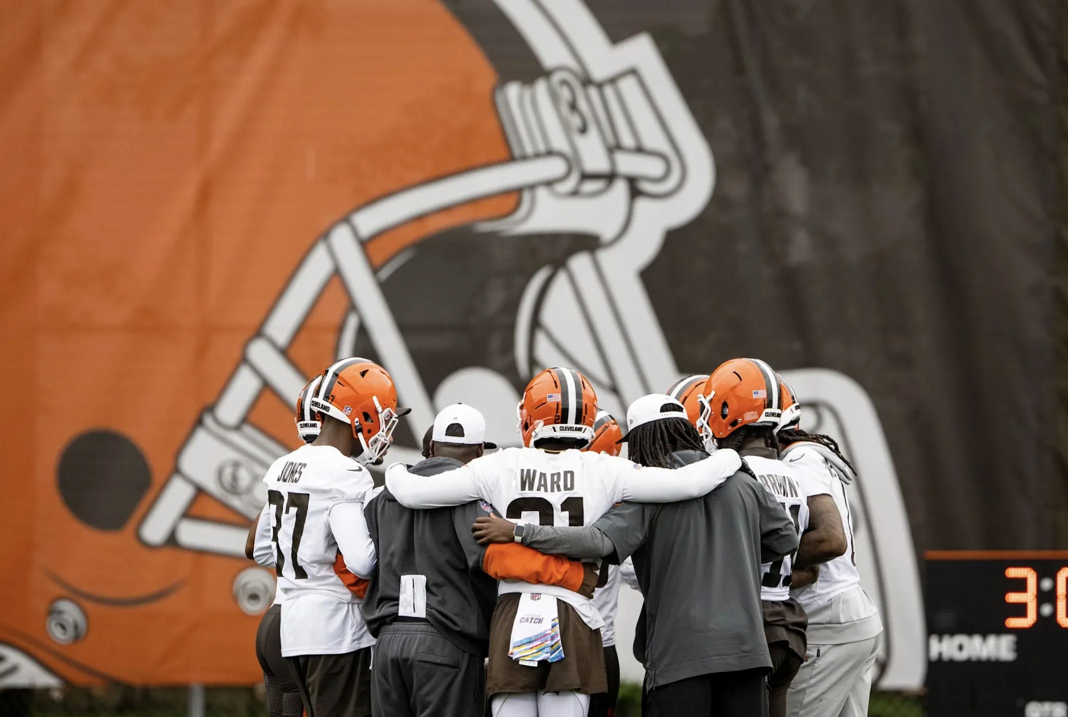 Diontae Johnson’s Surprise Browns No-Show Turns Heads