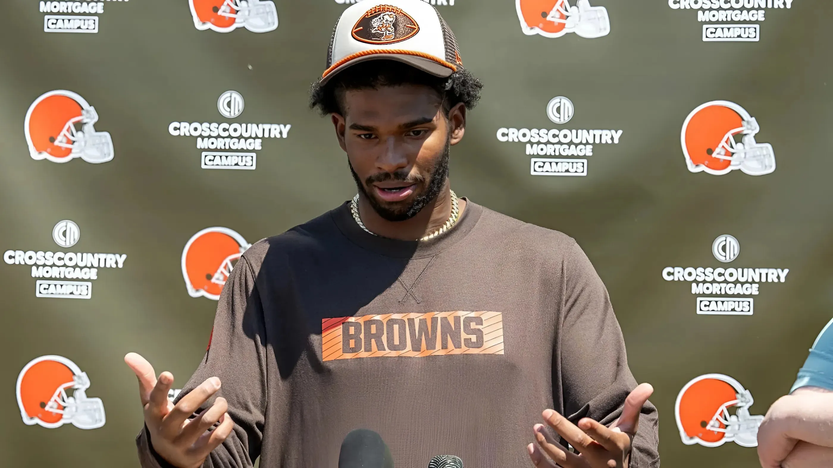 Browns Quarterback Shows True Character With Response To Shedeur Sanders Question