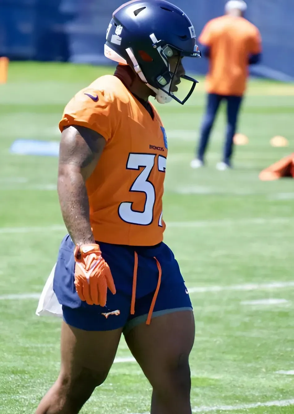 Broncos RB Battle Begins: Estime Leads Reps, But RJ Harvey Drawing Early Praise from Bo Nix