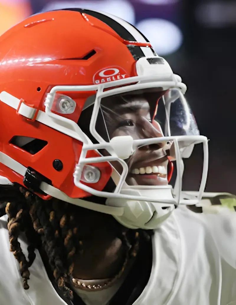 Cleveland Browns WR Raises Eyebrows With Questionable Decision