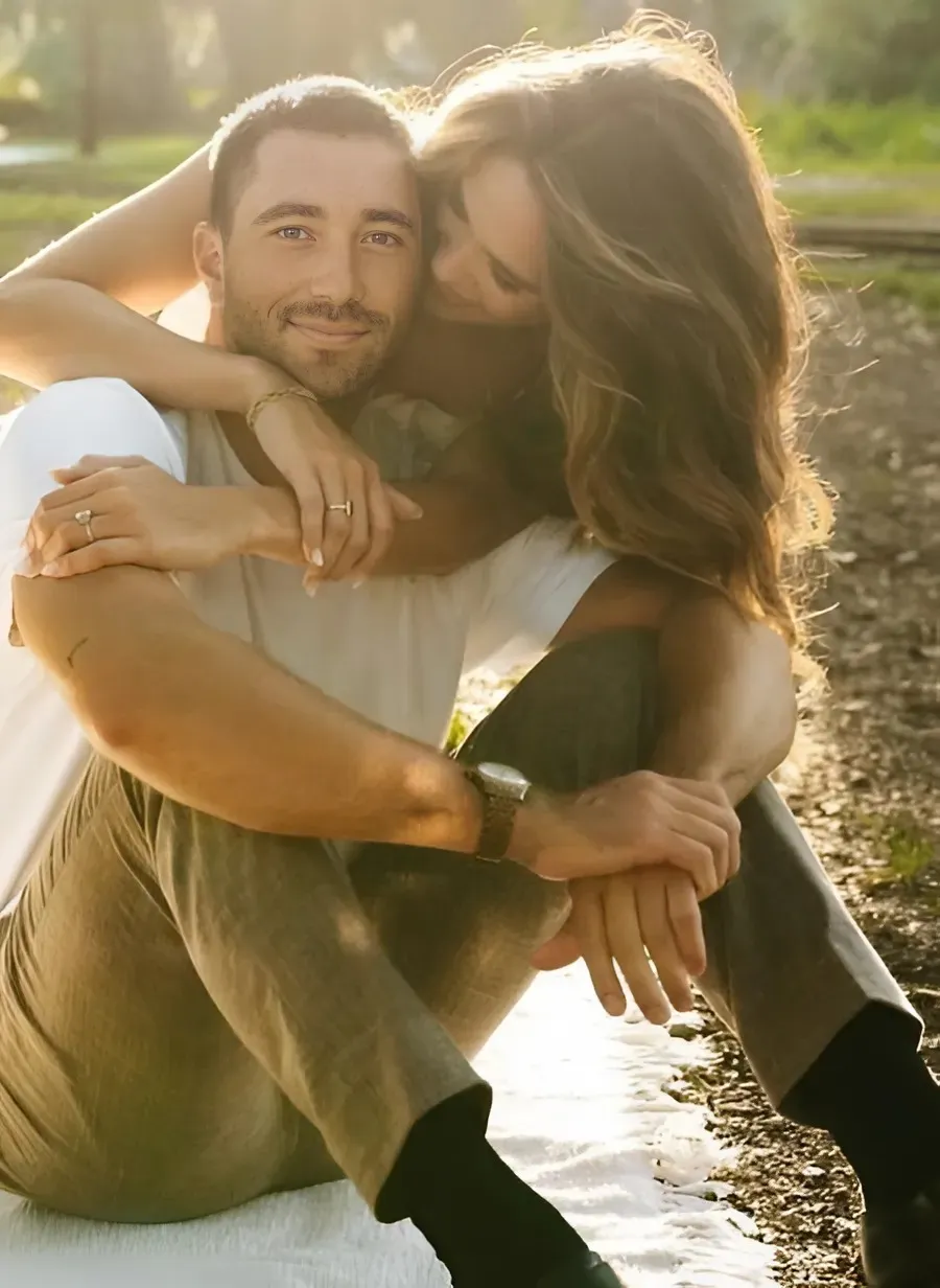 Joey Graziadei Admits to Struggles in Kelsey Relationship After ‘Bachelor’ Joey Graziadei Admits to Struggles in Kelsey Relationship After ‘Bachelor’