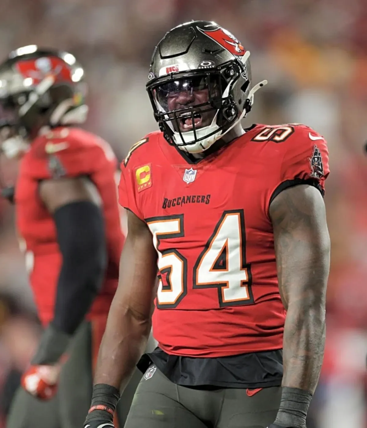 The Buccaneers’ Secret Weapon: Todd Bowles’ Convincing Lavonte David to Stay