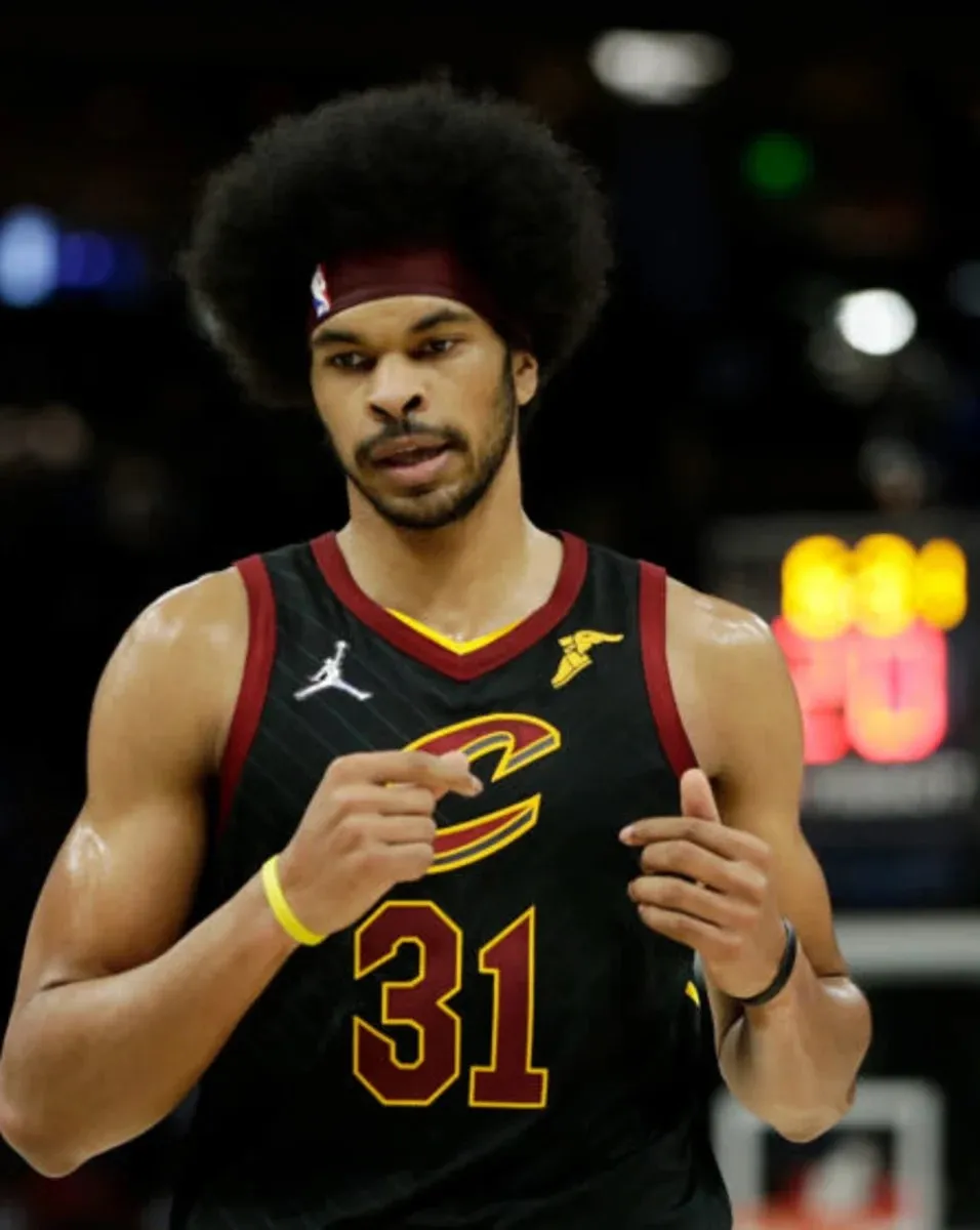 Warriors must avoid trade for overpaid $90 million All-Star at all costs