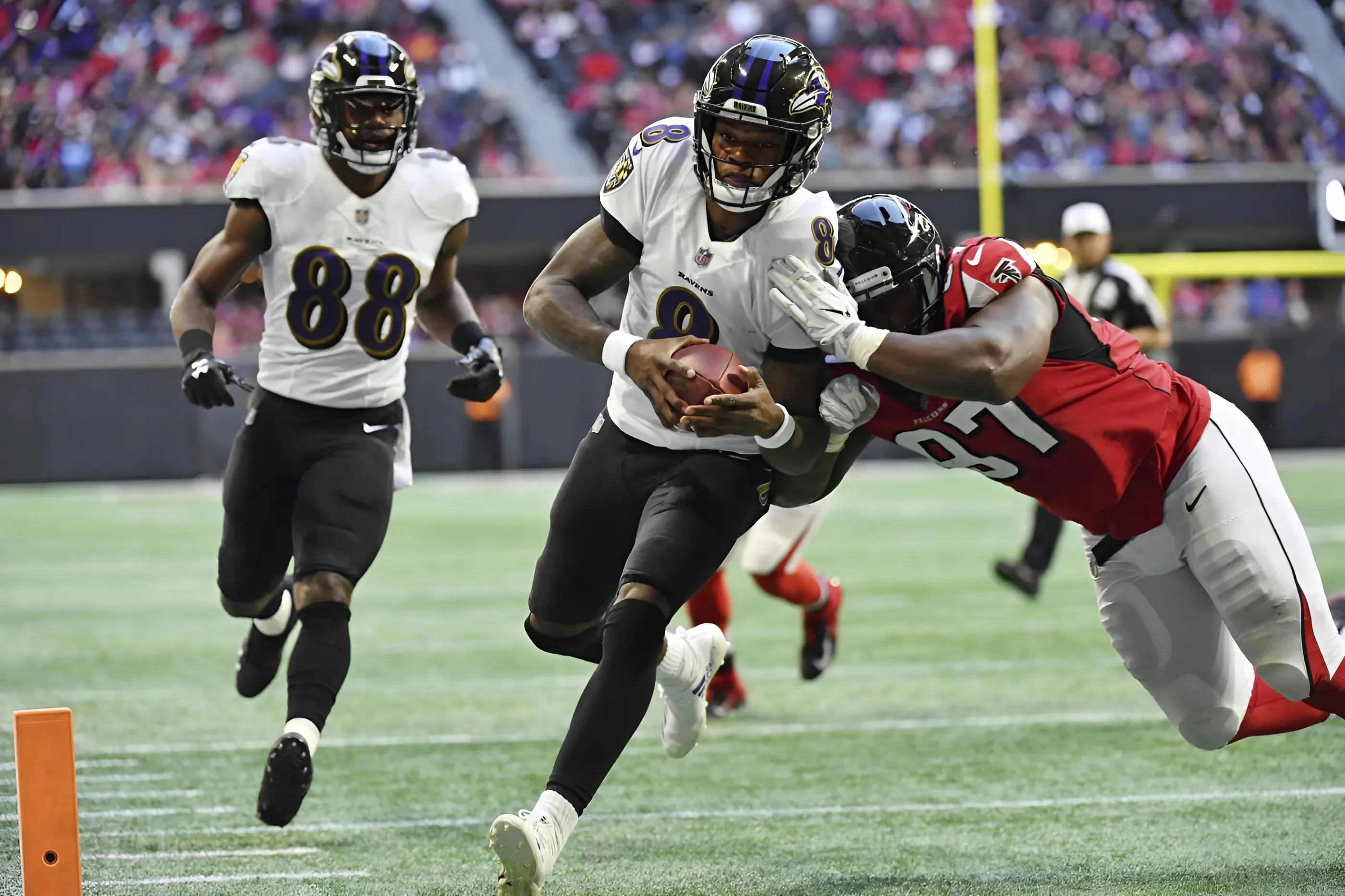 Falcons rookie throws massive shade at Ravens’ Lamar Jackson with savage James Harden post