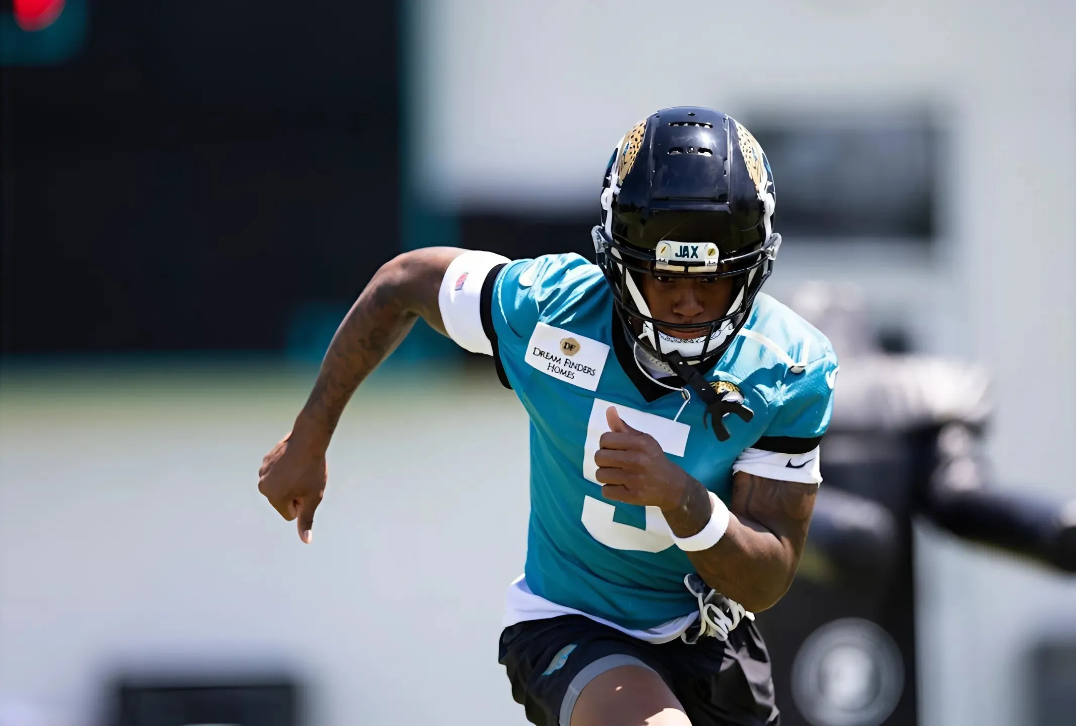Commanders may have blown it as castoff breaks out at OTAs