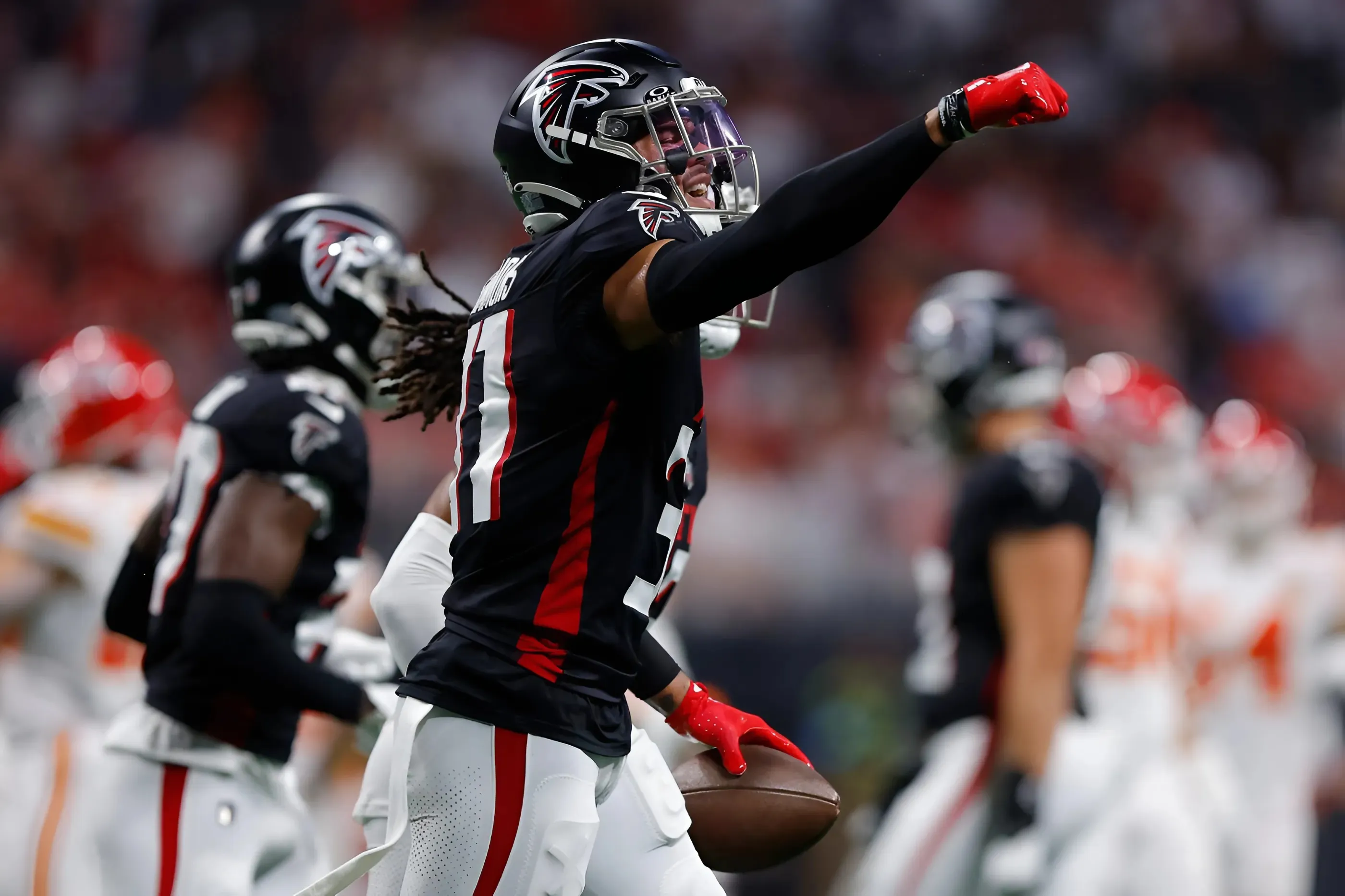 Former Atlanta Falcon Julio Jones Finally Enjoying Family