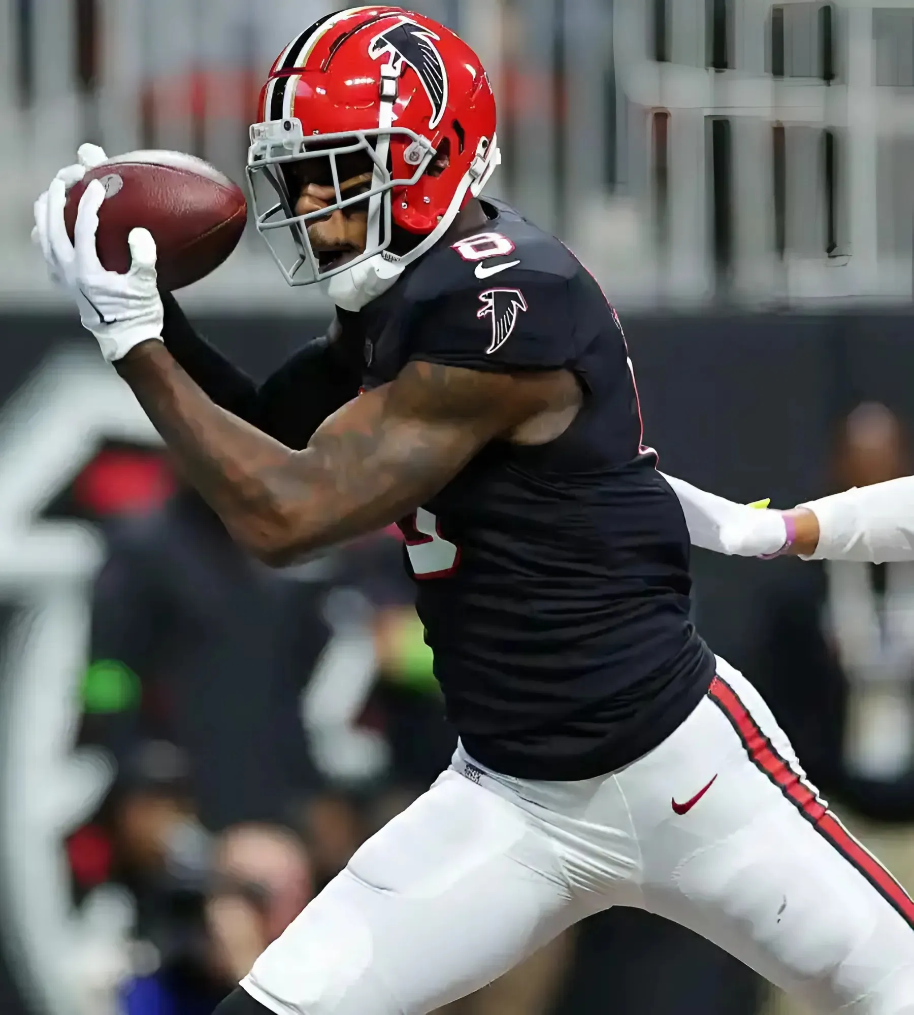 Trade Pitch Brings $44 Million Former First Round Pick to Commanders