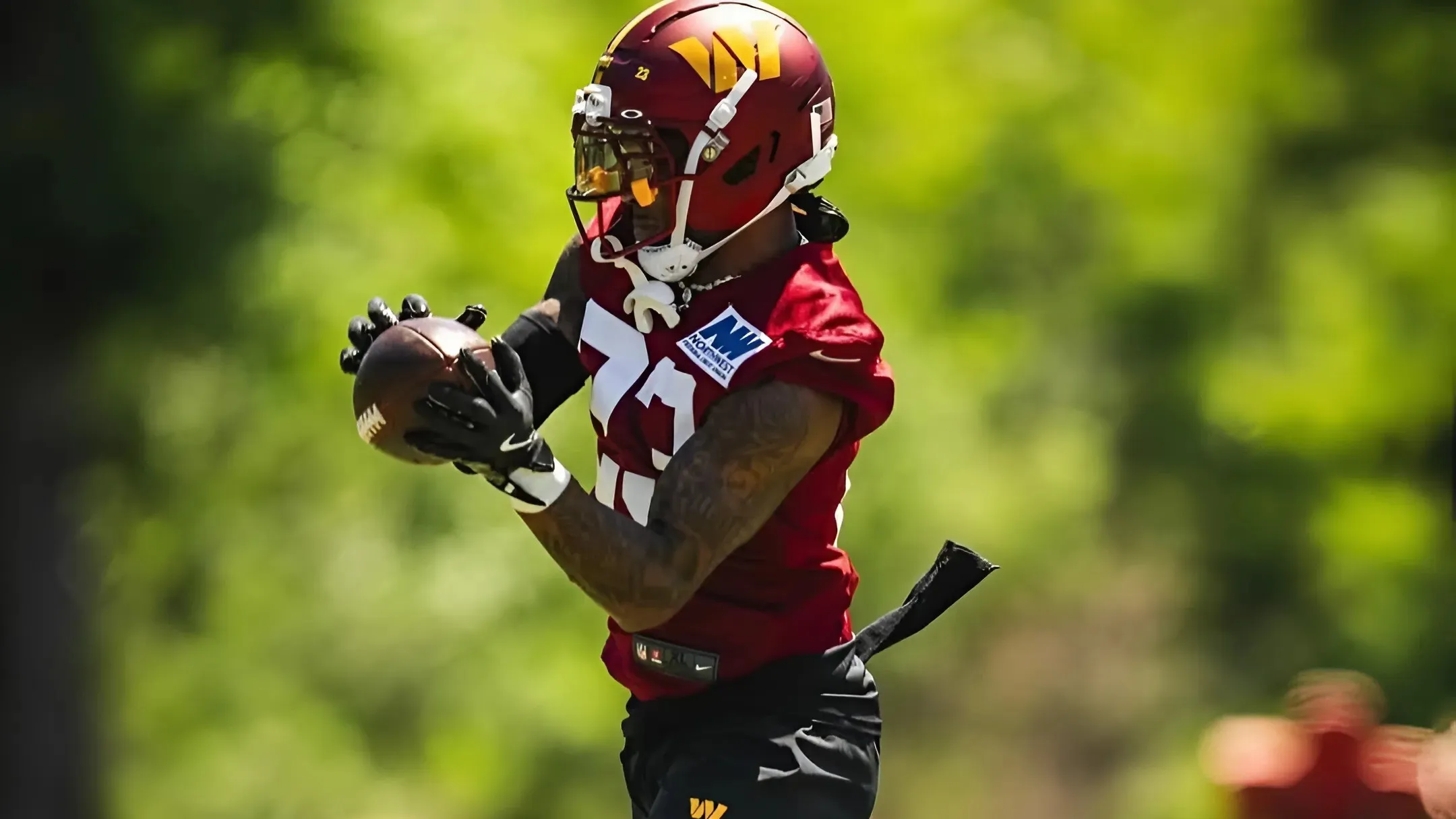 Commanders ‘Considered’ Using 1st-Rd Pick on OTAs Star
