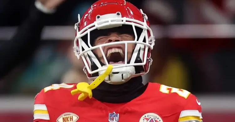 Chiefs Draft Pick Looks Bulked Up at OTAs Ahead of Do-or-Die Summer