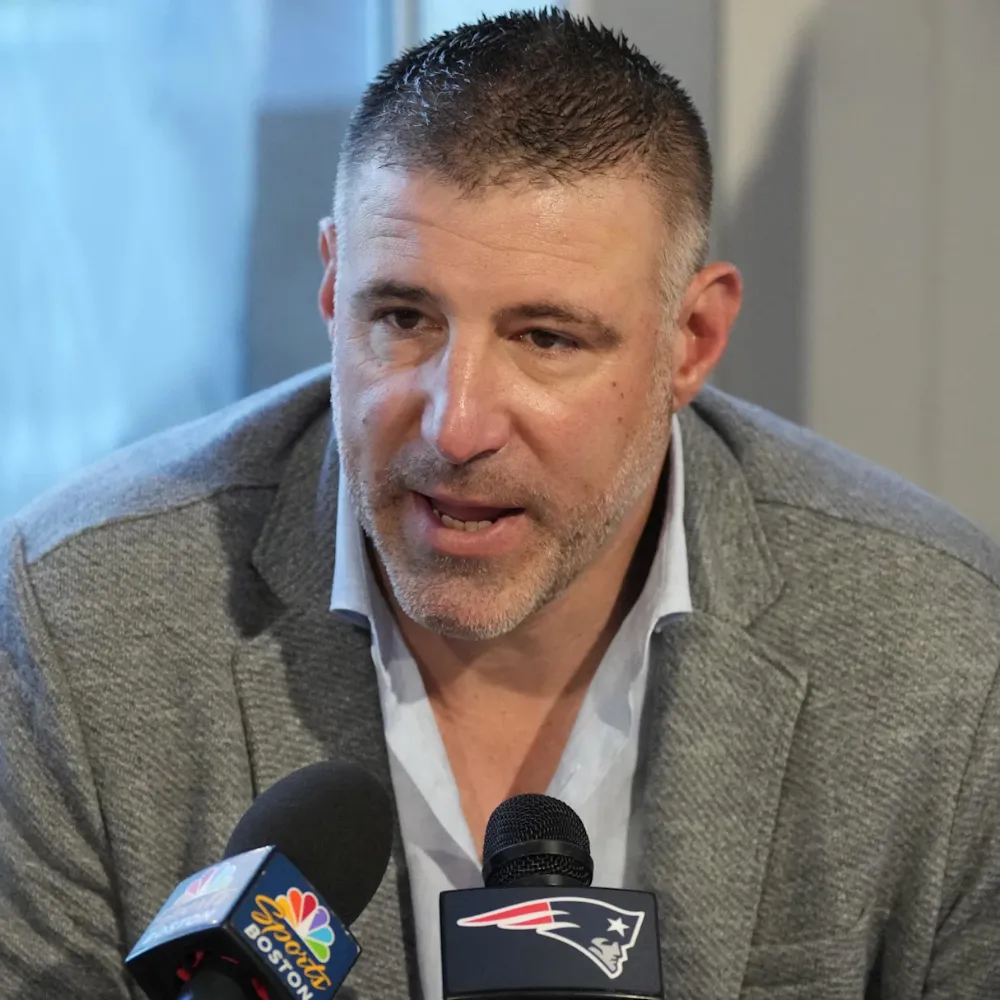 One Patriots Player Angered Mike Vrabel at OTAs One Patriots Player Angered Mike Vrabel at OTAs