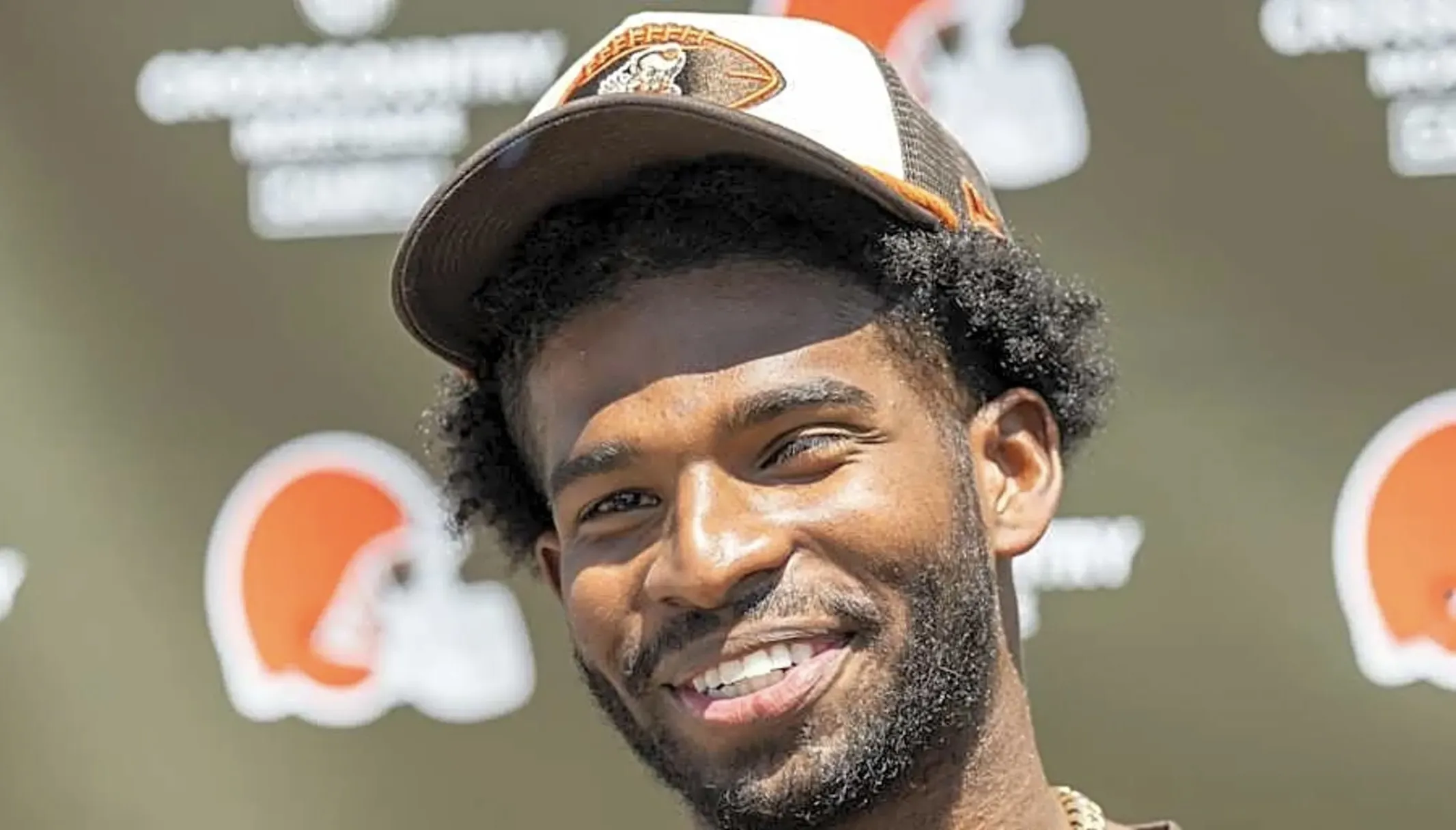 Shedeur Sanders Reacts To a Woman Calling His Fan Base 'Sanders Nation'
