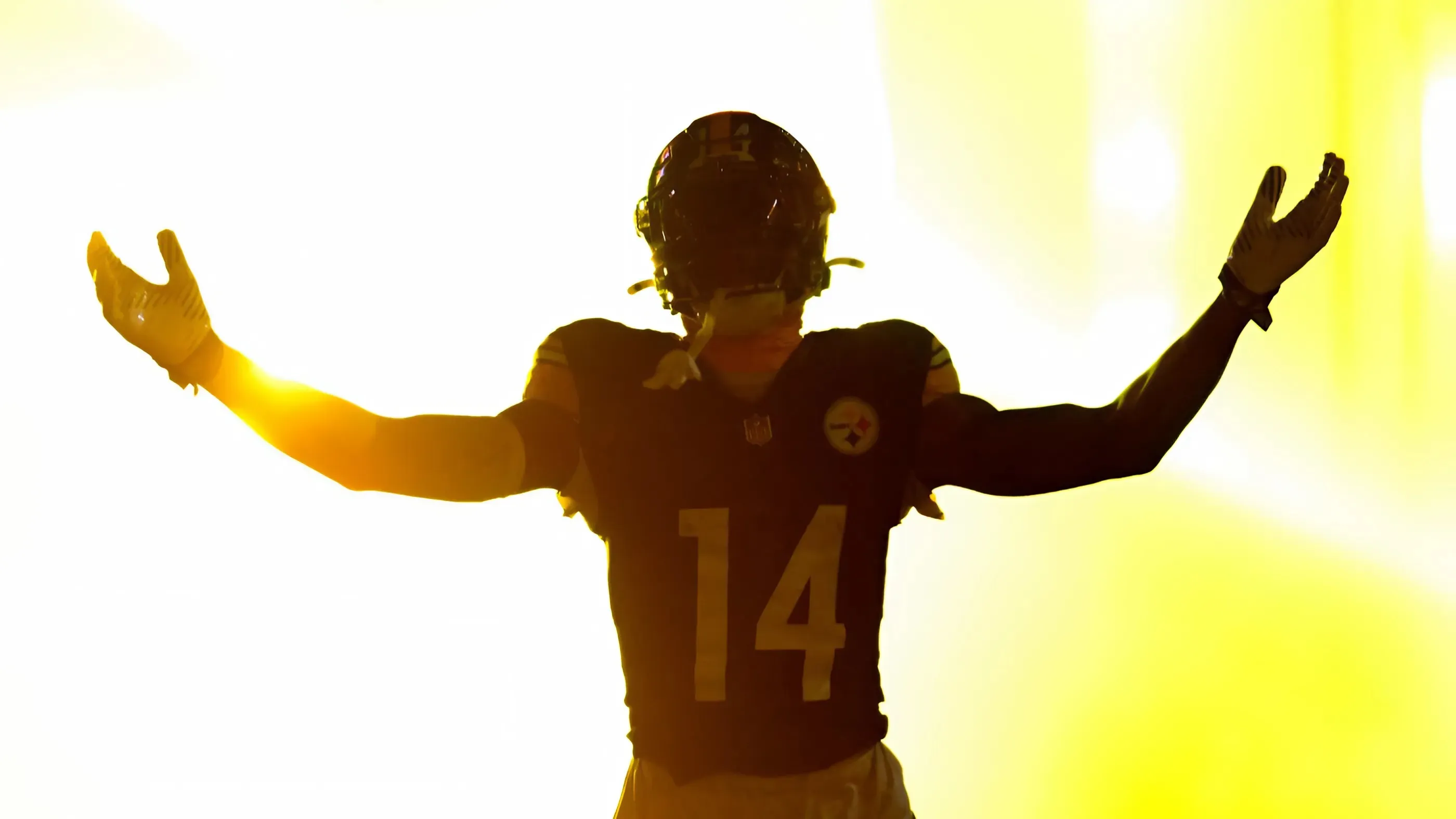 Steelers couldn't wait to give George Pickens number to a literal no-name