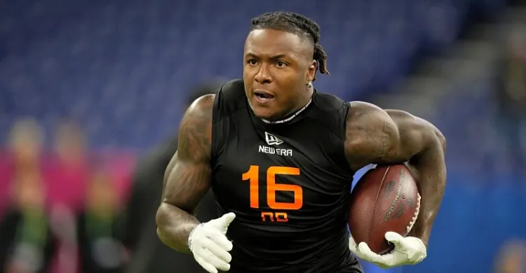 Steelers Rookie Kaleb Johnson Is Learning A Valuable Skill From Veteran Jaylen Warren