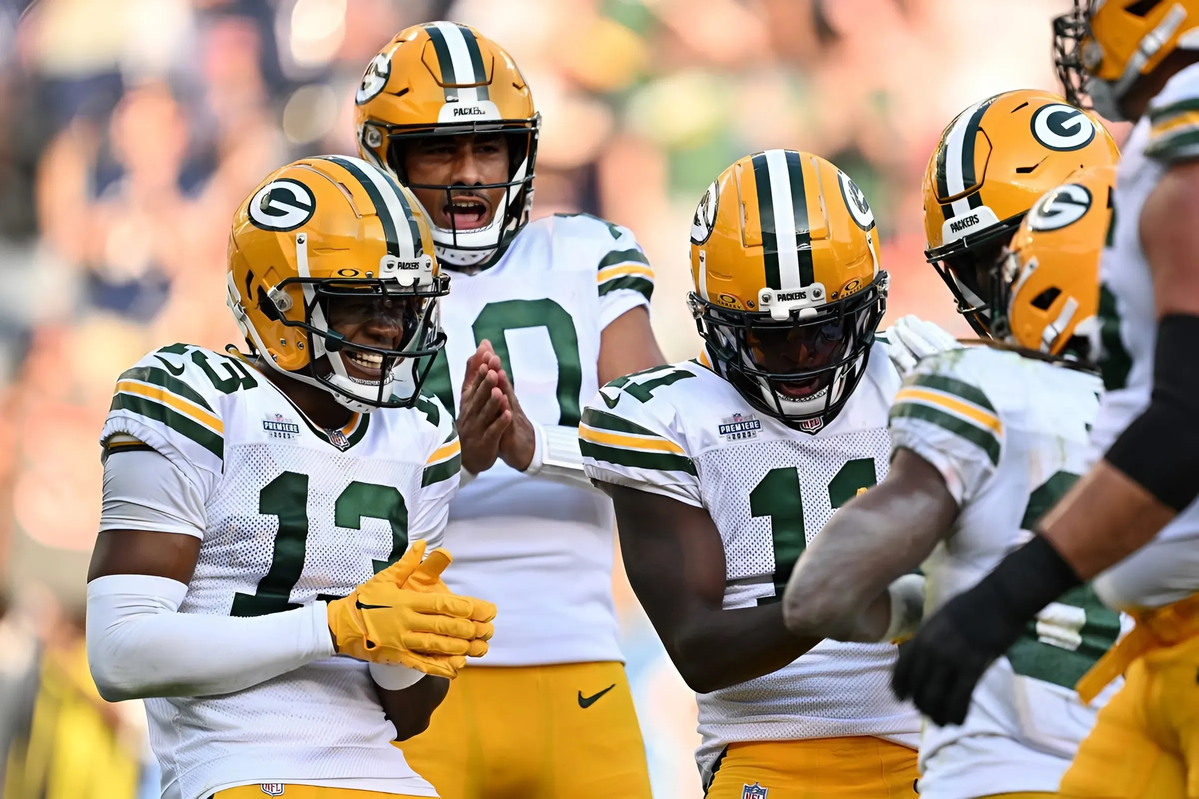 BREAKING: It's only OTAs but new Packers signing already has one foot out the door