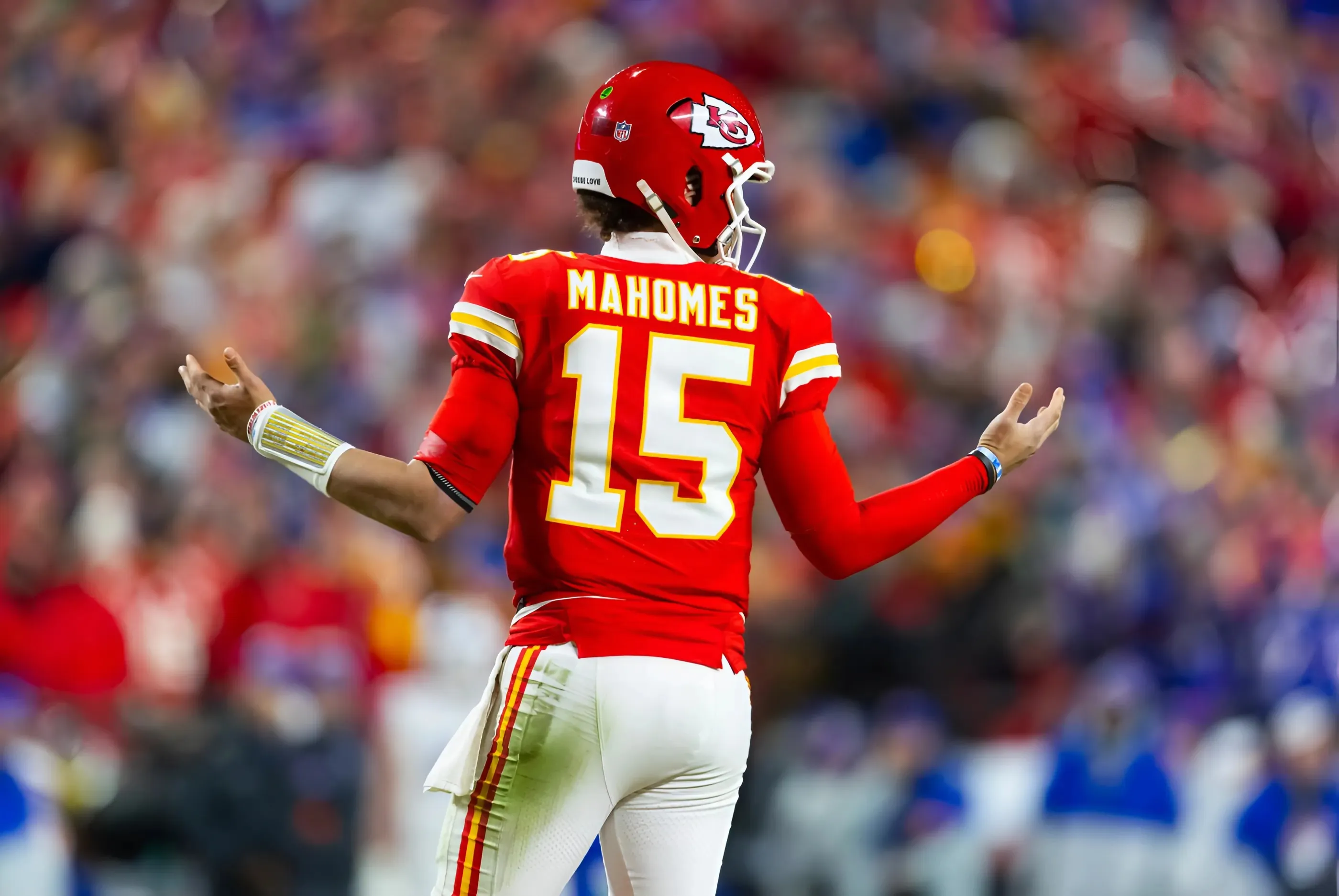 Patrick Mahomes’ New Look Turns Heads at Chiefs Week 1
