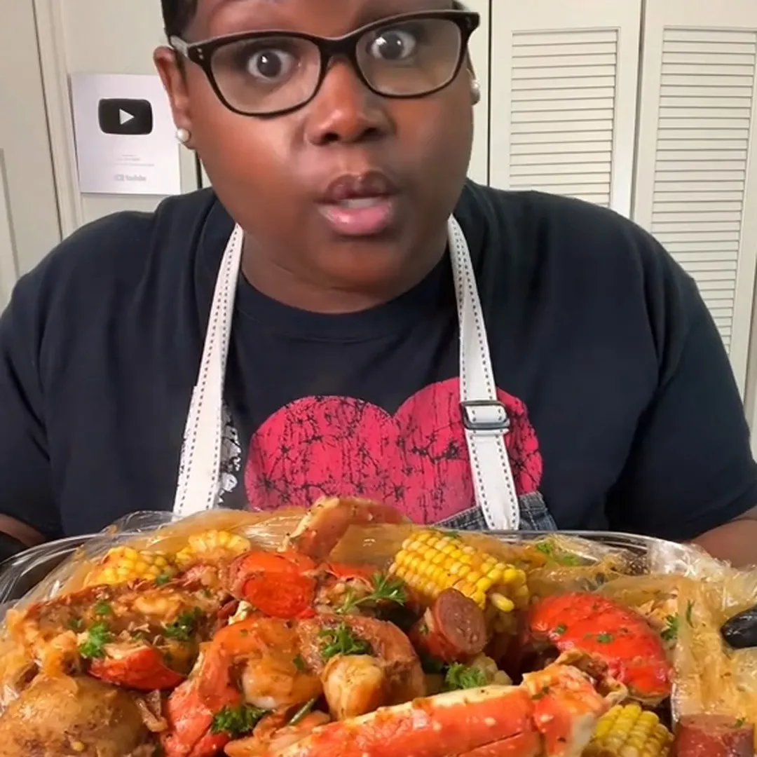 Miriam’s Ultimate Seafood Boil: A Flavor-Packed Feast for Any Occasion