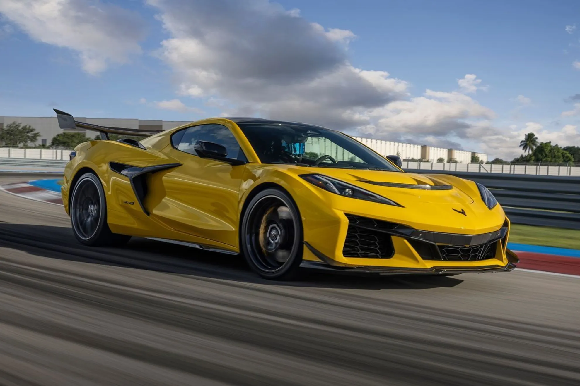 2025 Corvette ZR1: The Ultimate American Supercar Redefined