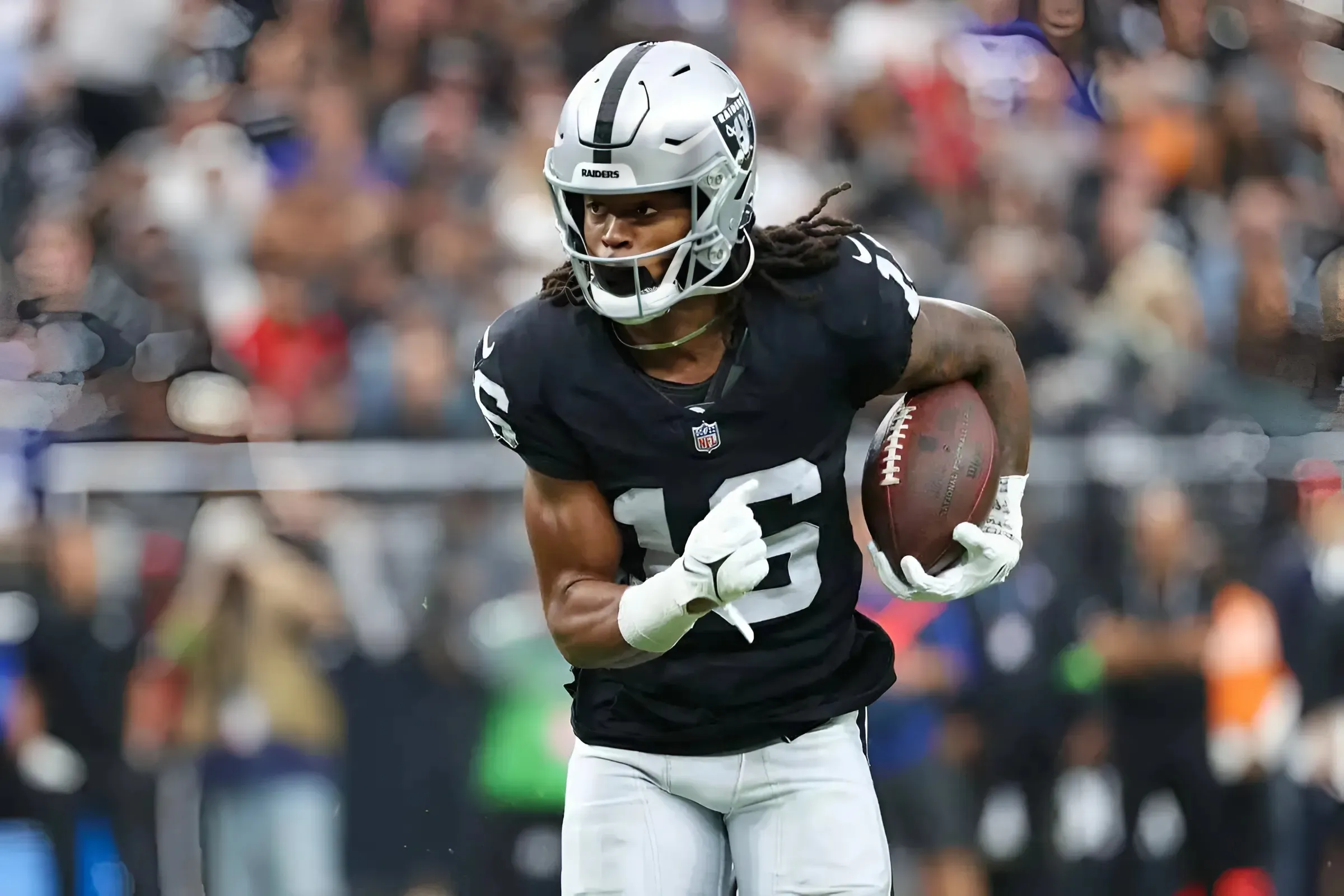 Raiders WR Jakobi Meyers Gives His Thoughts On QB Geno Smith