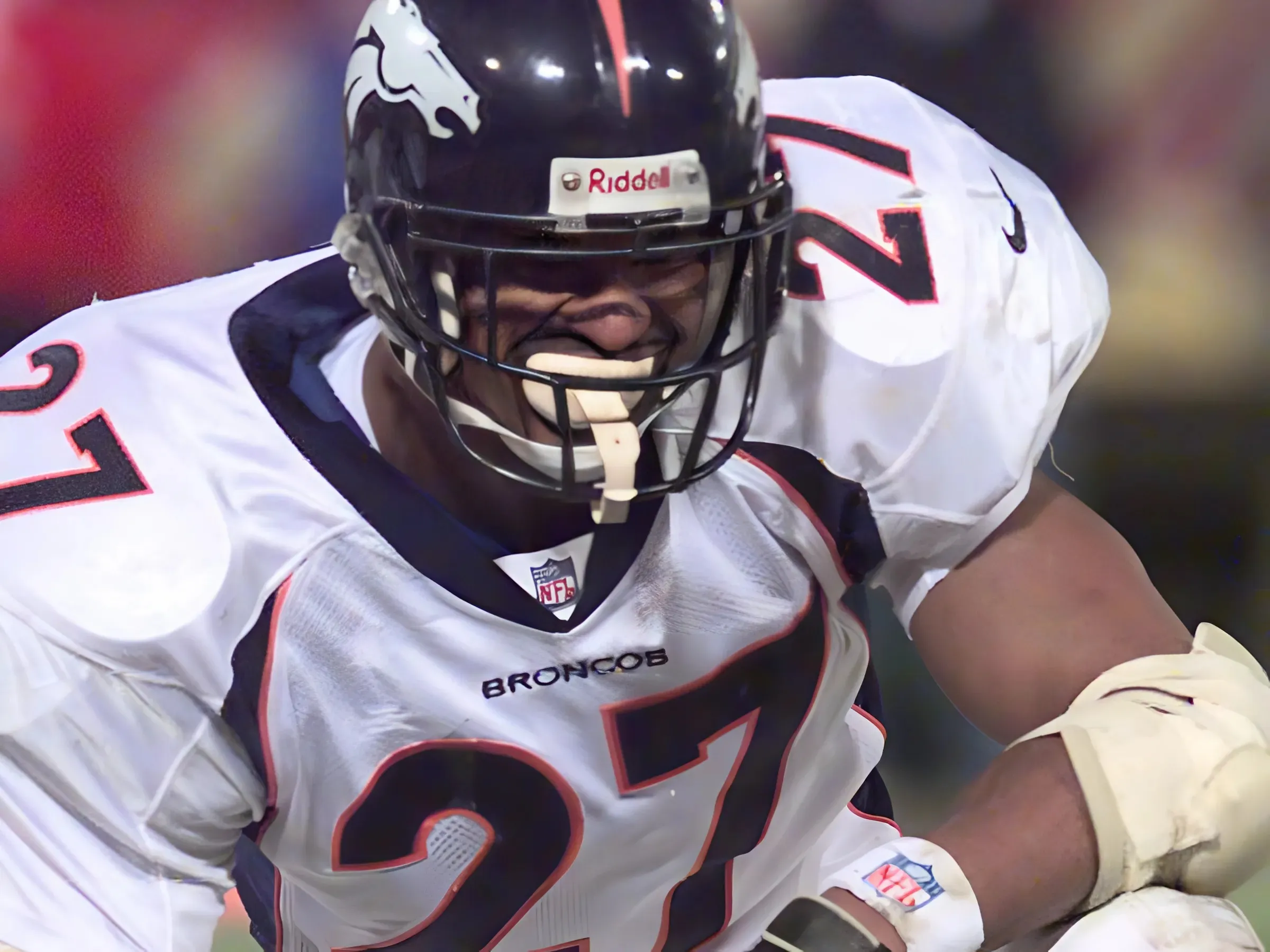 Broncos’ $39 Million Safety Compared to Pro Football Hall of Famer