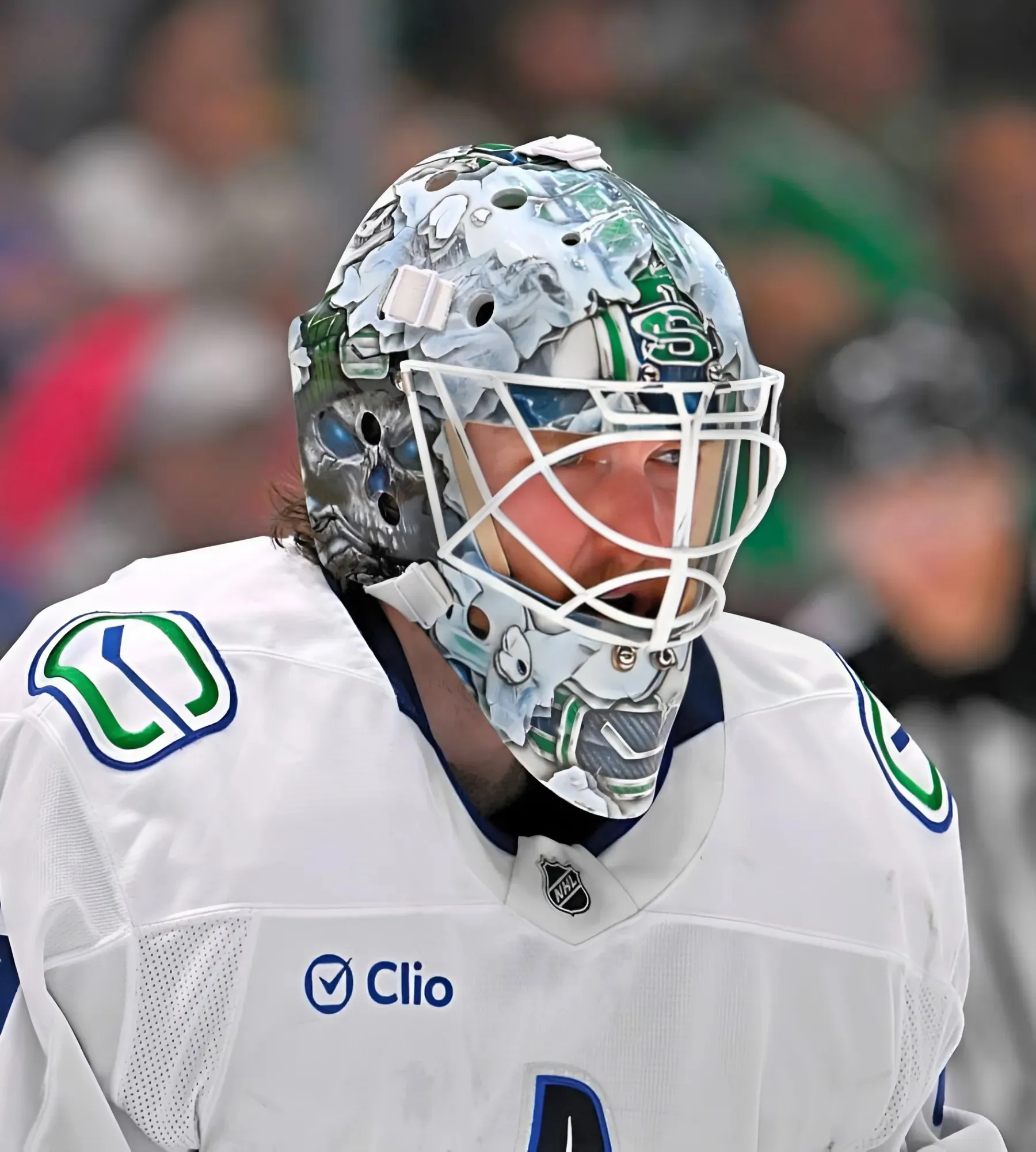 Canucks Well Positioned to Trade Demko Amid Goalie Logjam
