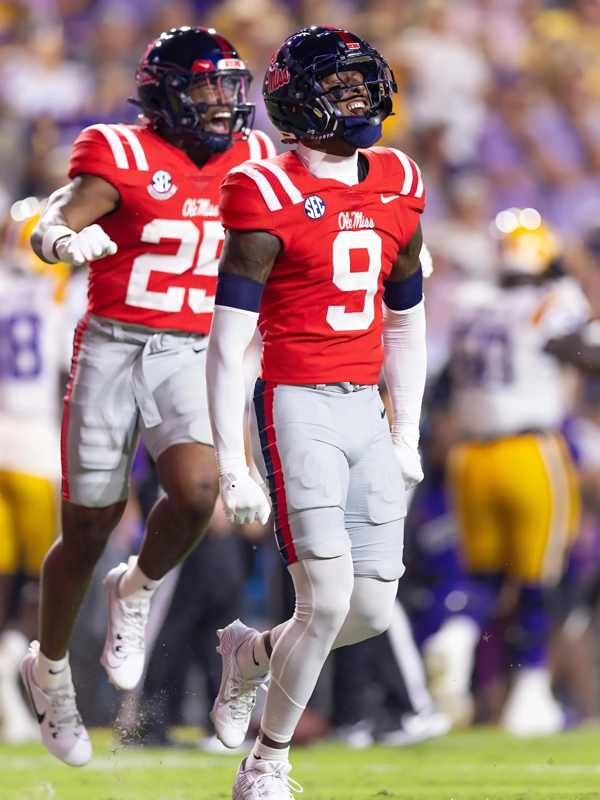 Commanders Rookie Trey Amos STUNS at OTAs With Pick on Jayden Daniels!