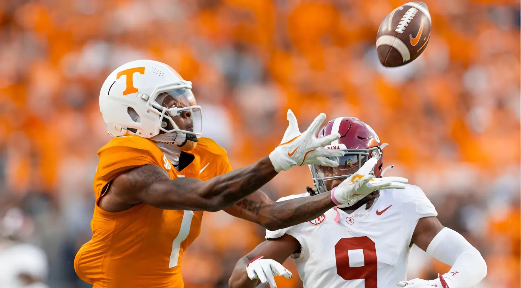 Raiders’ Rookie WR Surprises with Skills Beyond Expectations!