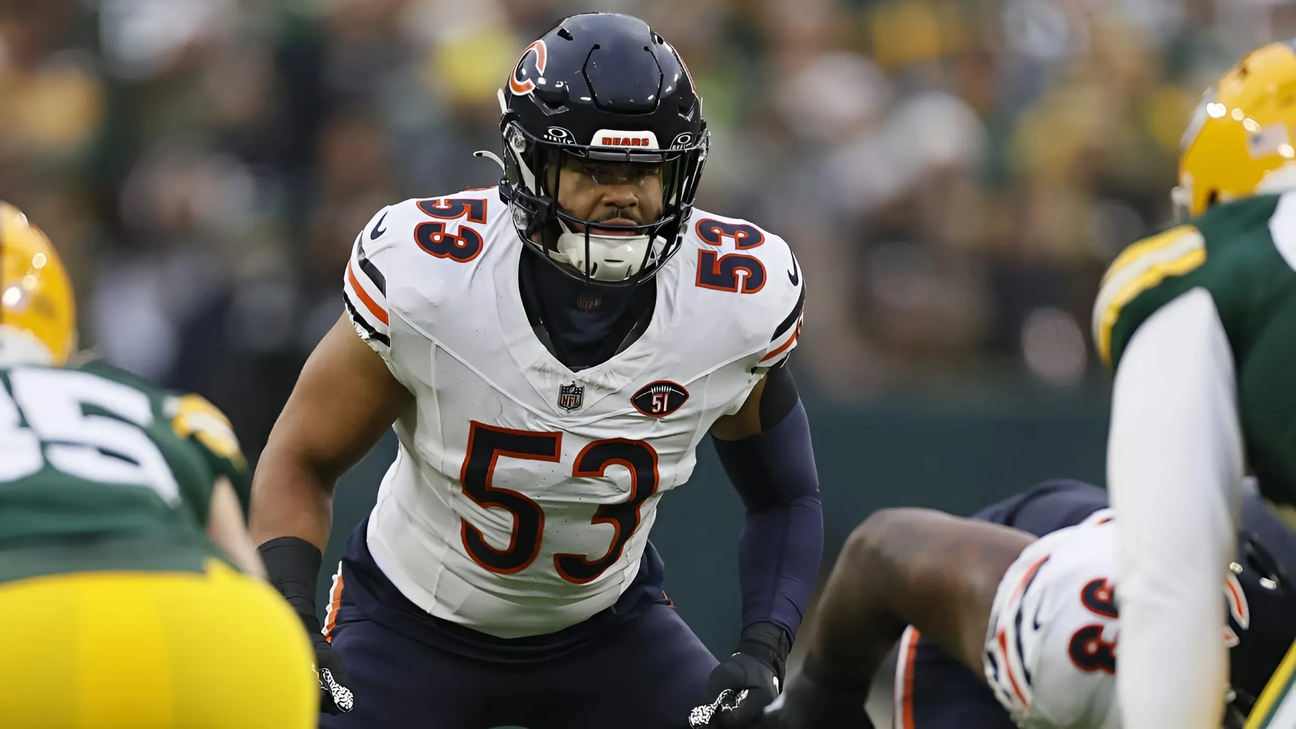 NFL Insiders Predict TJ Edwards’ Major Rebound Year!