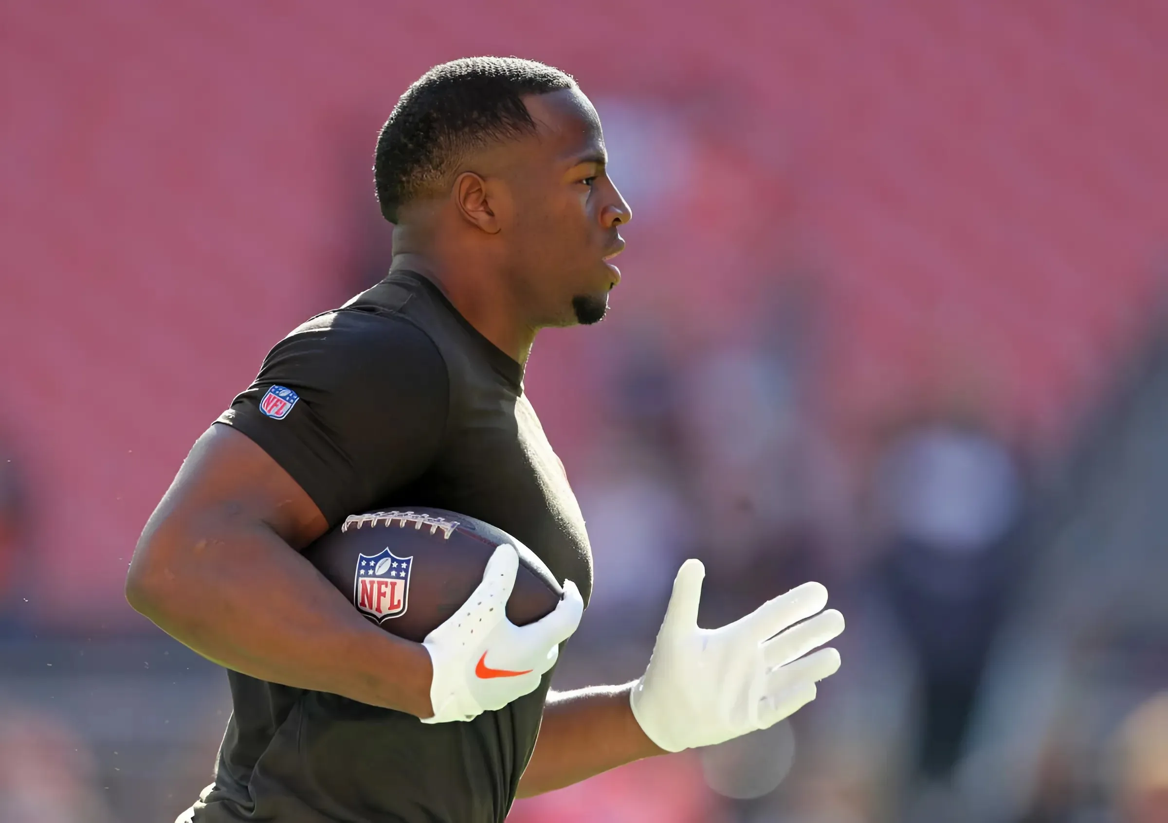 Raiders Linked to Nick Chubb, Browns Former Pro Bowl RB, as Jeanty Insurance