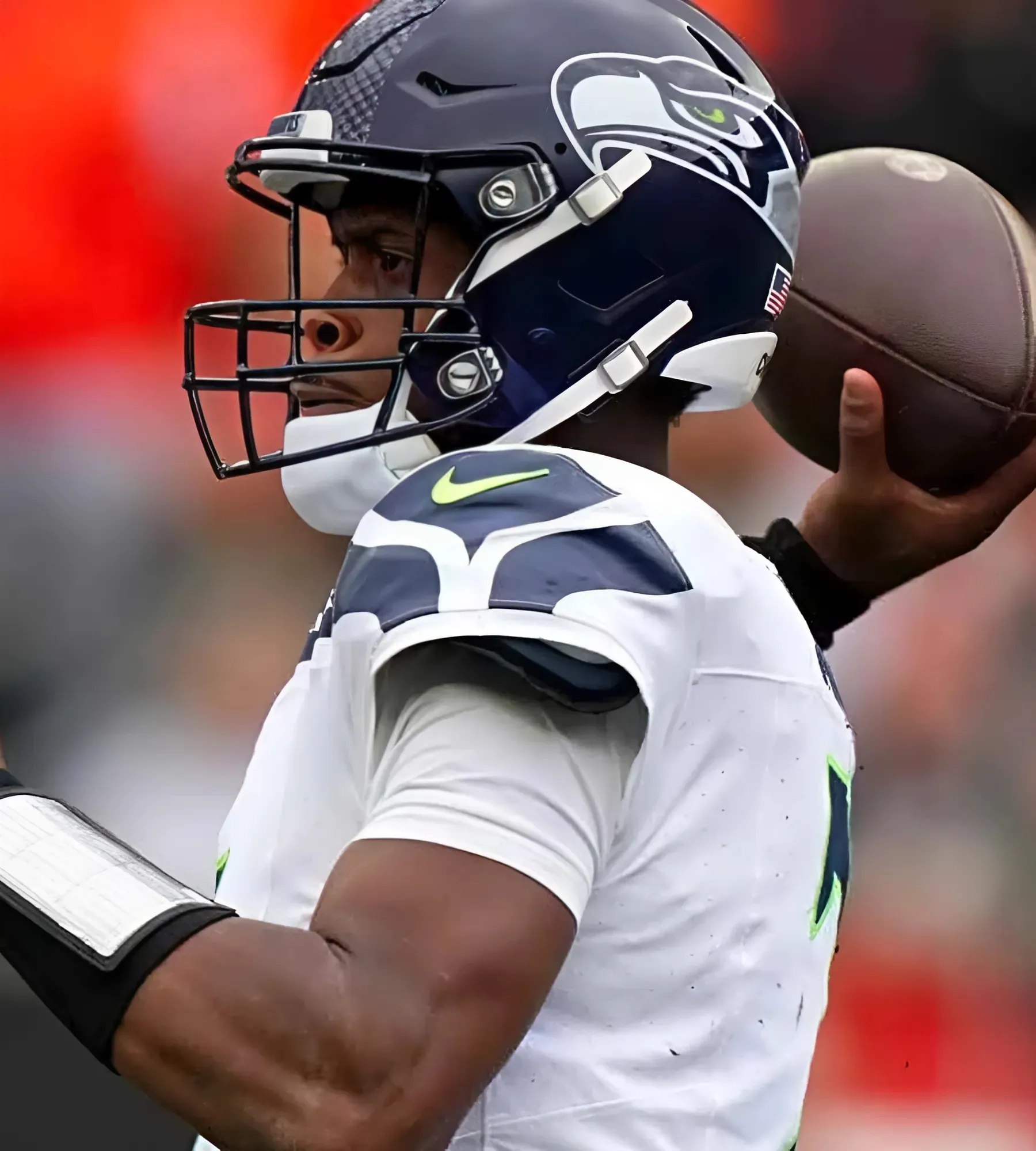 'He's wise beyond his years' - Geno Smith reveals one Raiders rookie who looks the part mentally already