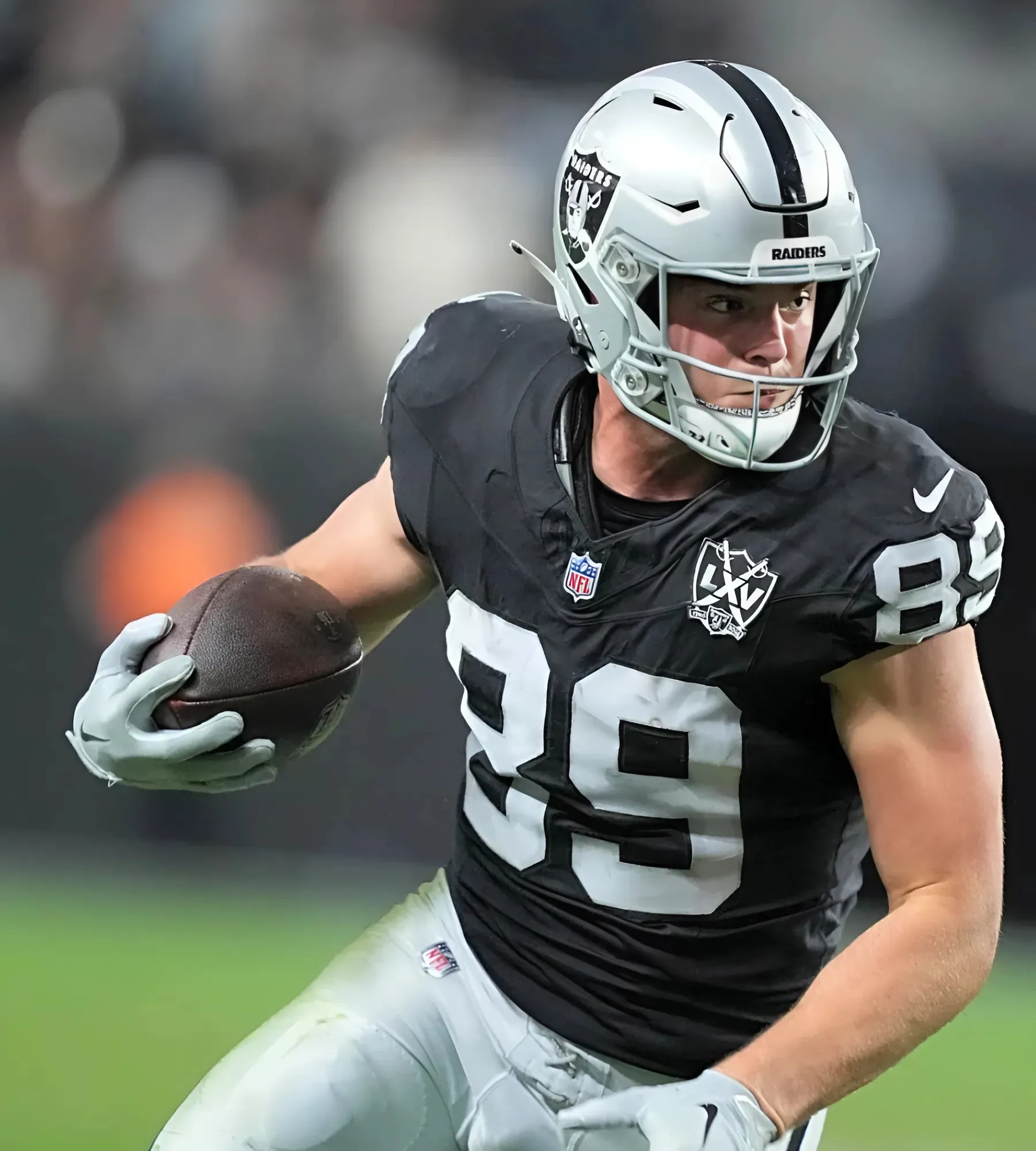 Brock Bowers draws heavy praise from future Hall of Fame tight end