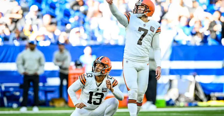 Browns kicking situation: Dustin Hopkins the only option?