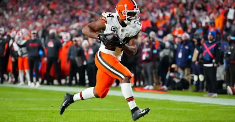 Insider Suggests Commanders Could Sign Former All-Pro Running Back