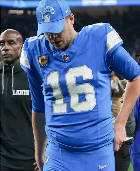 Lions blindsided as offensive centerpiece shockingly retires from NFL Lions blindsided as offensive centerpiece shockingly retires from NFL