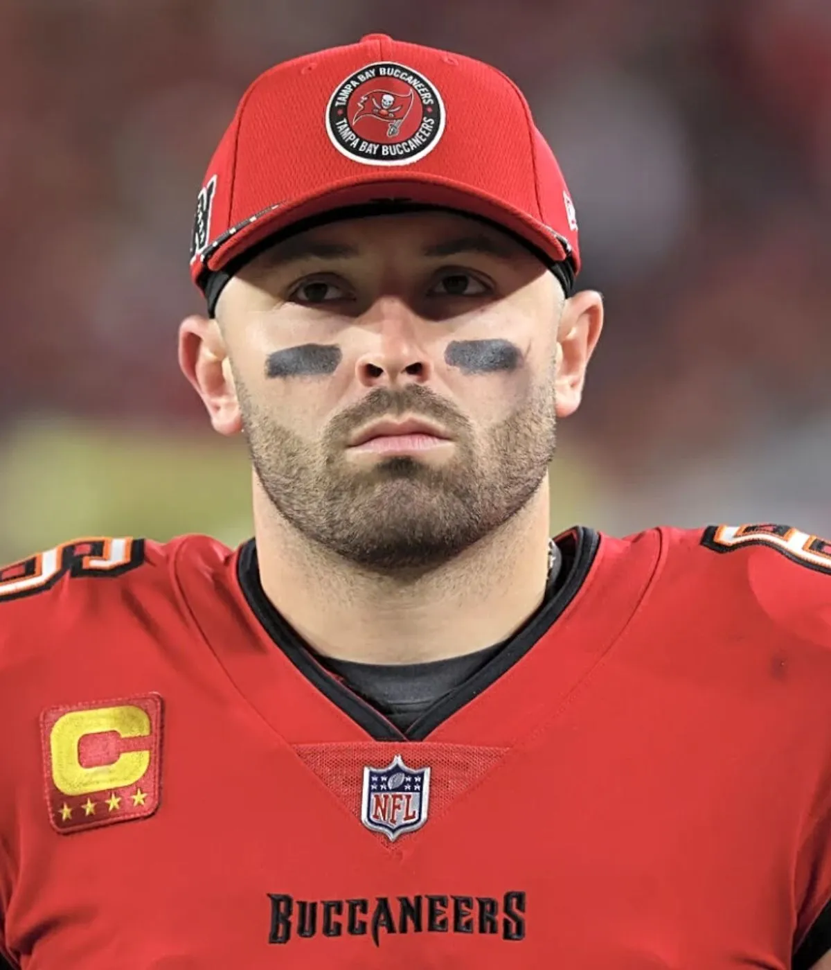 Buccaneers' Lavonte David expands on how Baker Mayfield is different than Tom Brady