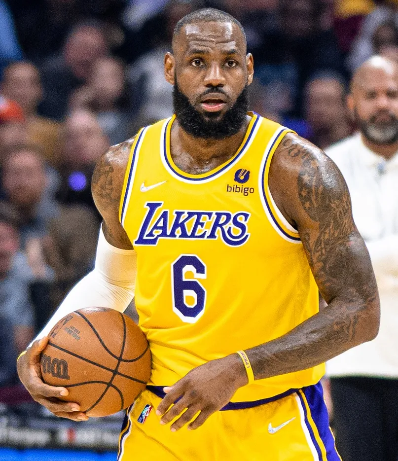 LeBron James’ Former Teammate Shares Wild Club Story About Lakers Star