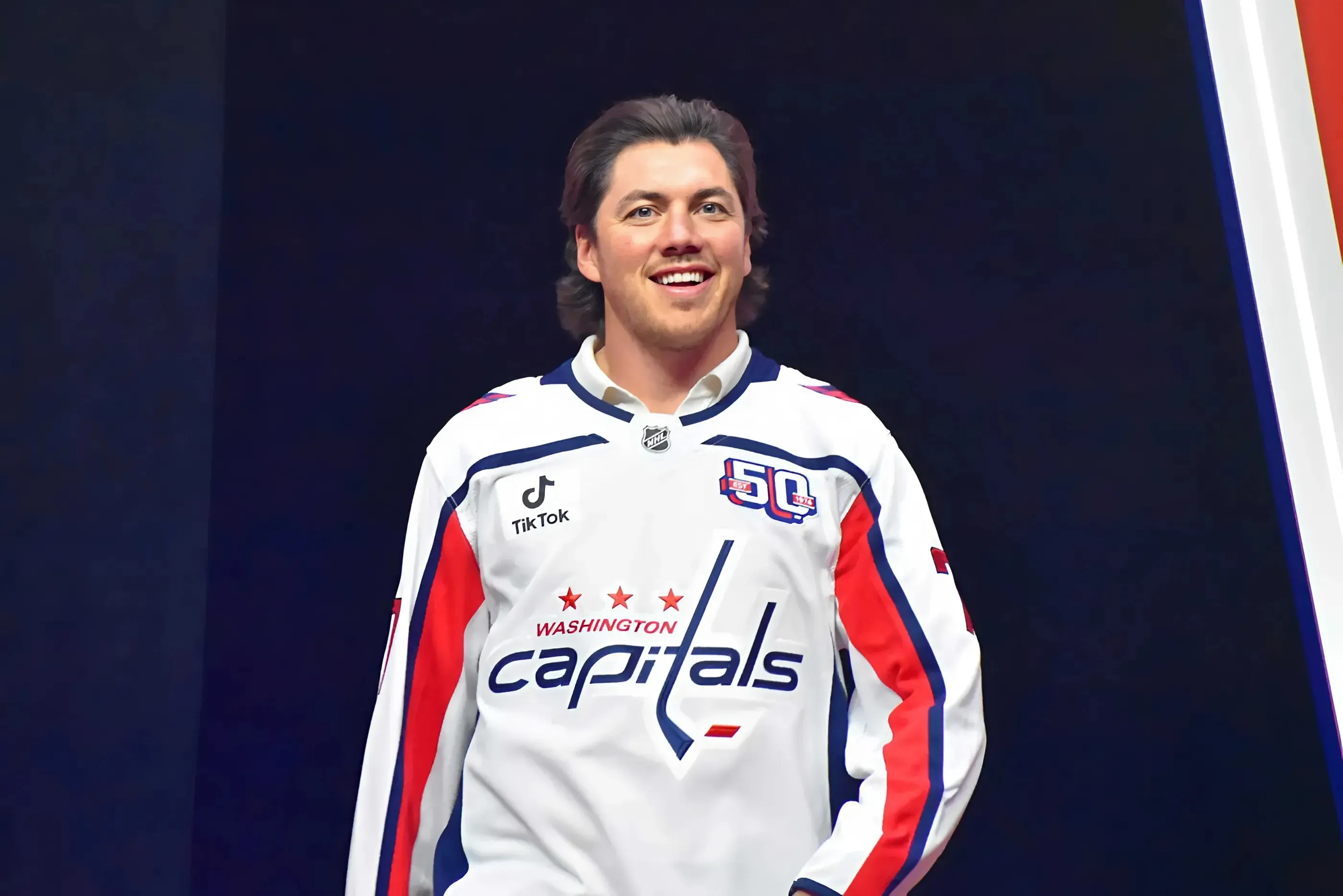 TJ Oshie Opens Up About Nerves on ESPN Debut: ‘My Leg Was Shaking So Much, It Shook My Whole Body’ trucc