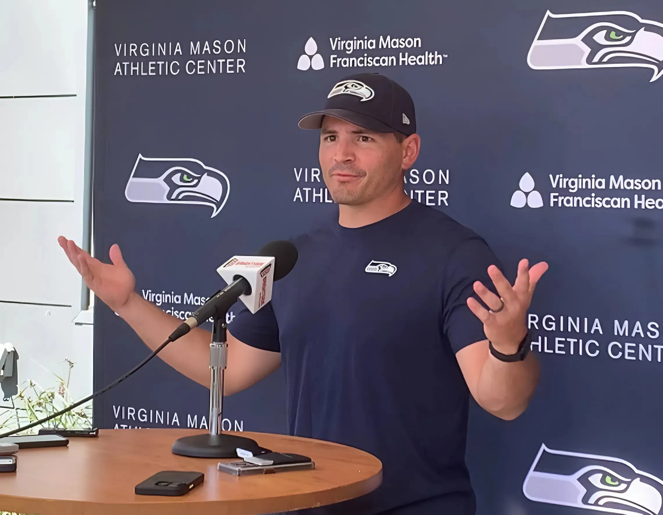 Seahawks a Top Team to Strike Trade for Projected $145 Million Star: Analyst