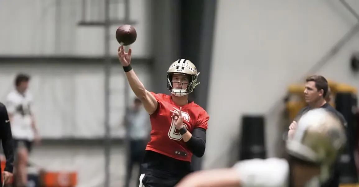 Saints Quarterback 'Can Absolutely Spin It,' Impresses Early