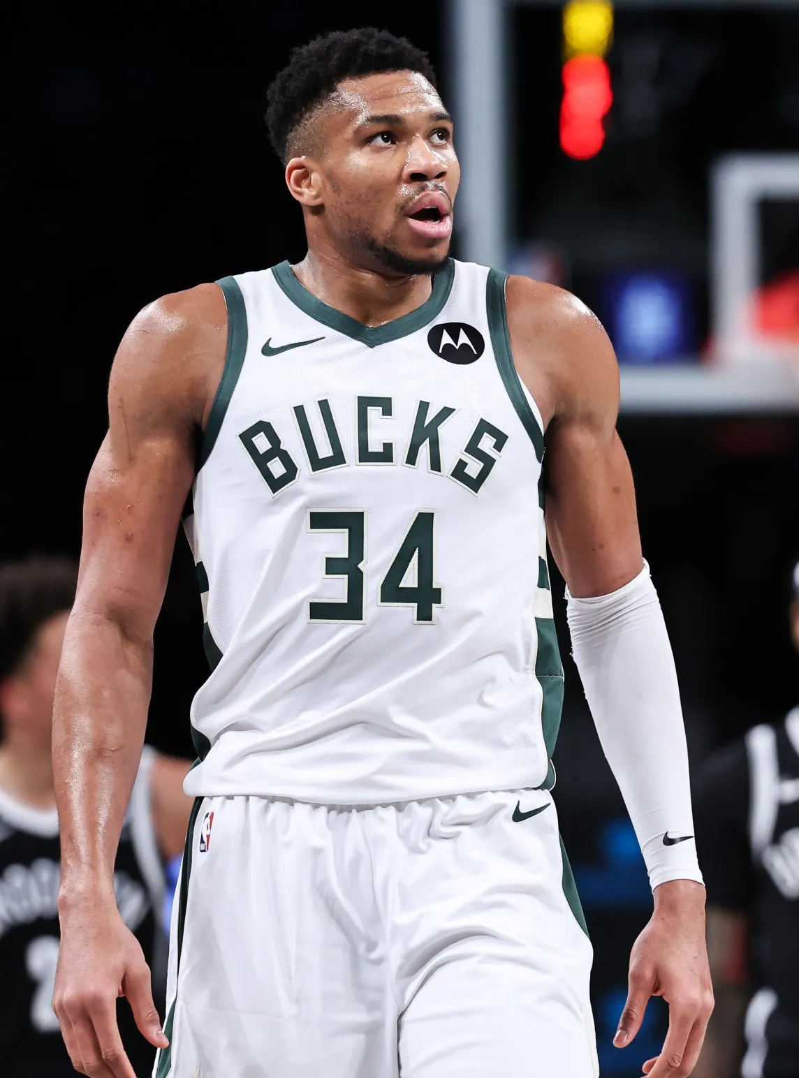 Warriors Could Avoid Giannis Antetokounmpo Trade After Major Question Raised