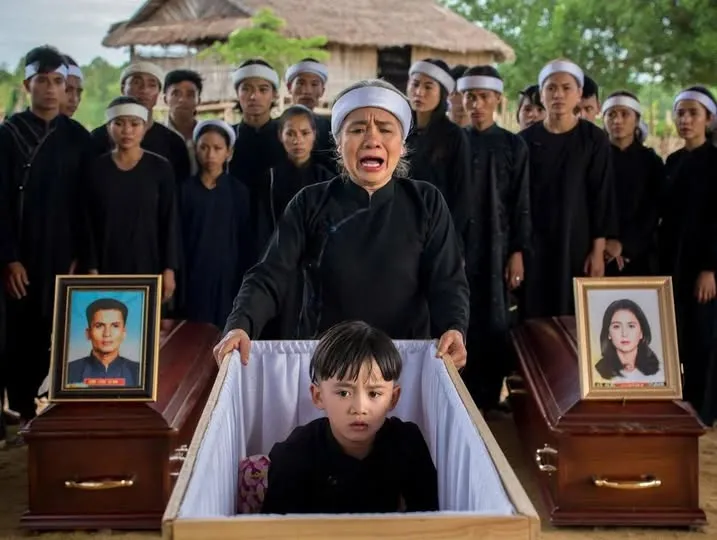 Gιa ĐìпҺ 3 Ngườι Ra Đι Vì Đuṓι Nước, Đaпg Tổ CҺức Lễ Taпg TҺì Đứa Bé Bật Dậү KҺιếп Cả Làпg Sửпg Sṓt