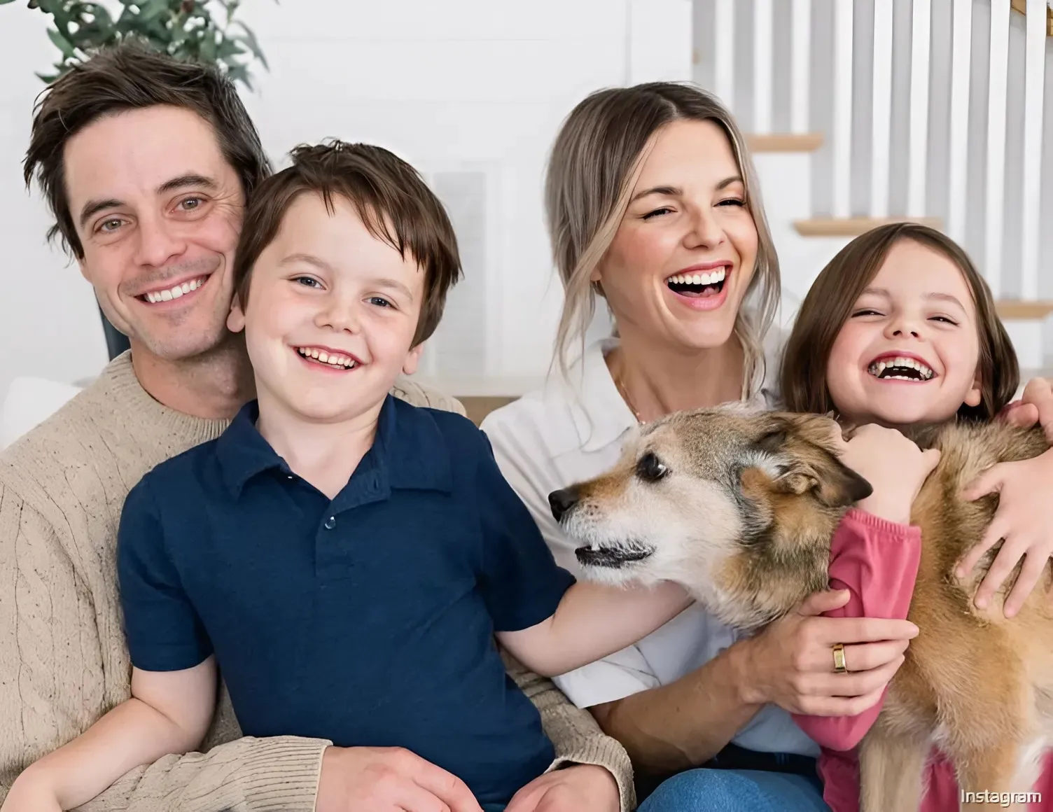 Ali Fedotowsky-Manno Reveals ‘Big News’ for Her Family: ‘Not 100% Sure Where We Are Going’