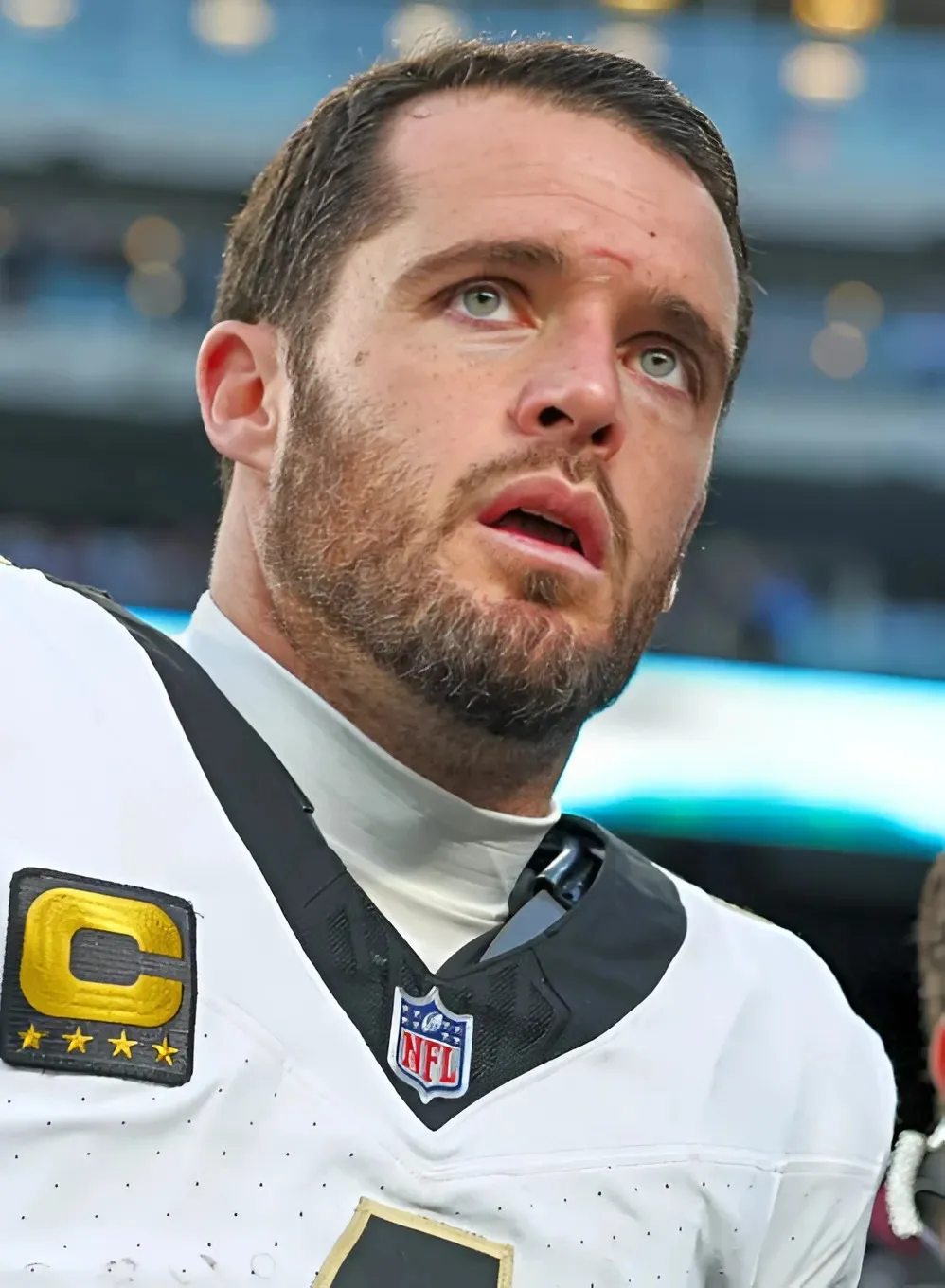 Saints officially place QB Derek Carr on reserve/setired list