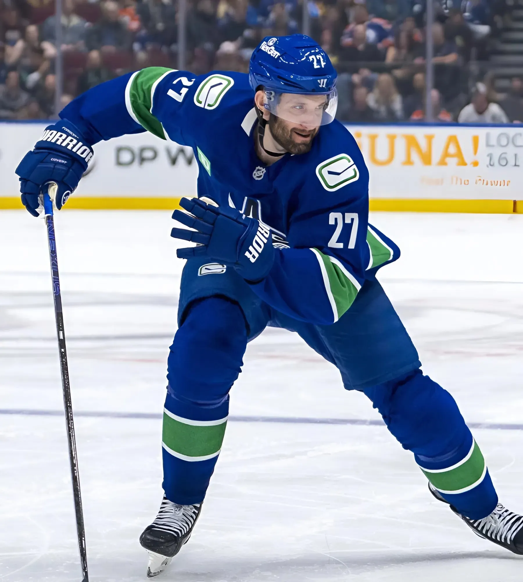Canucks sign Derek Forbort to one-year extension